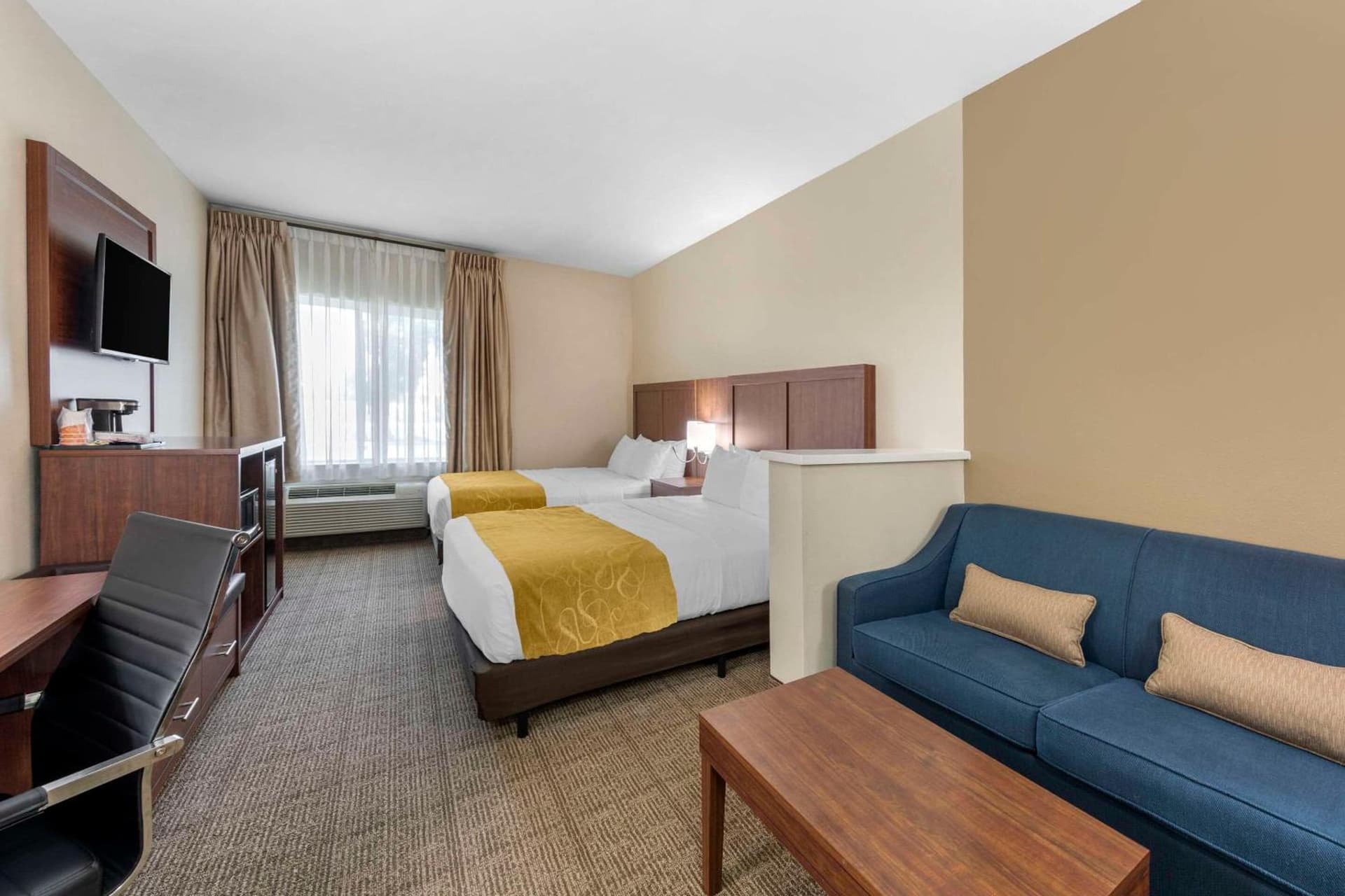 Comfort Suites Tulare Sequoia Gateway