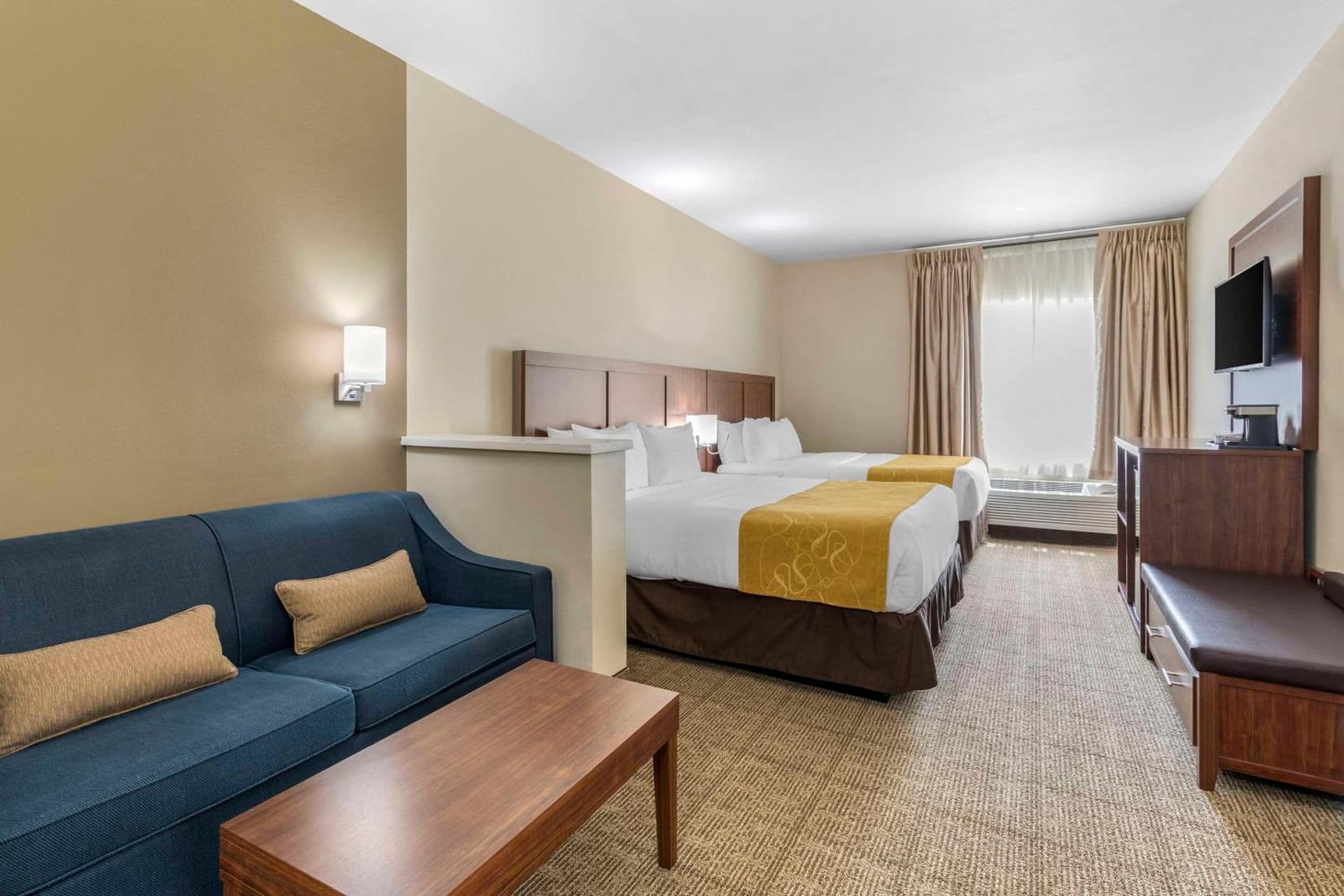 Comfort Suites Tulare Sequoia Gateway