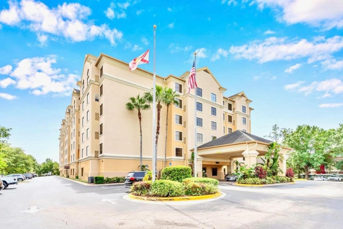 Suite with Pool Hot Tub - Near Disney