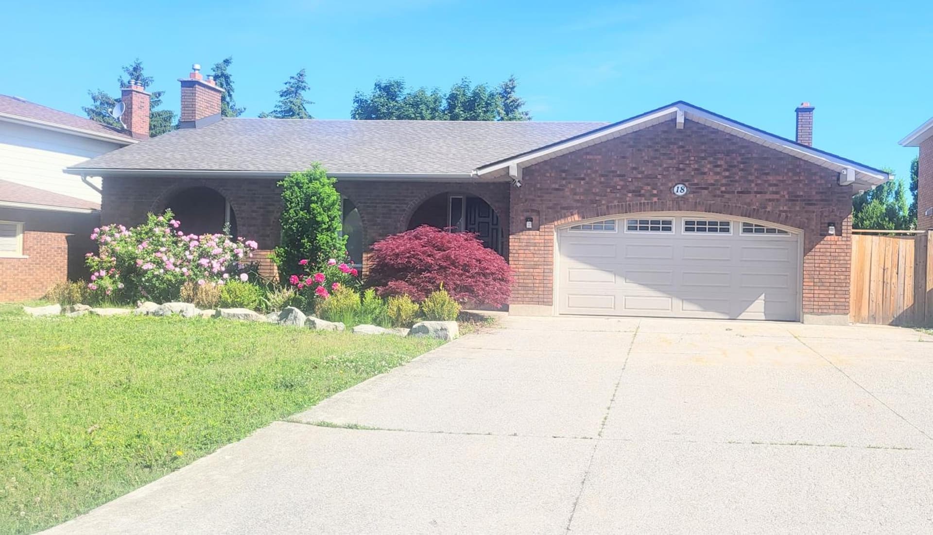 Cozy Home Close to Attractions in Niagara Falls
