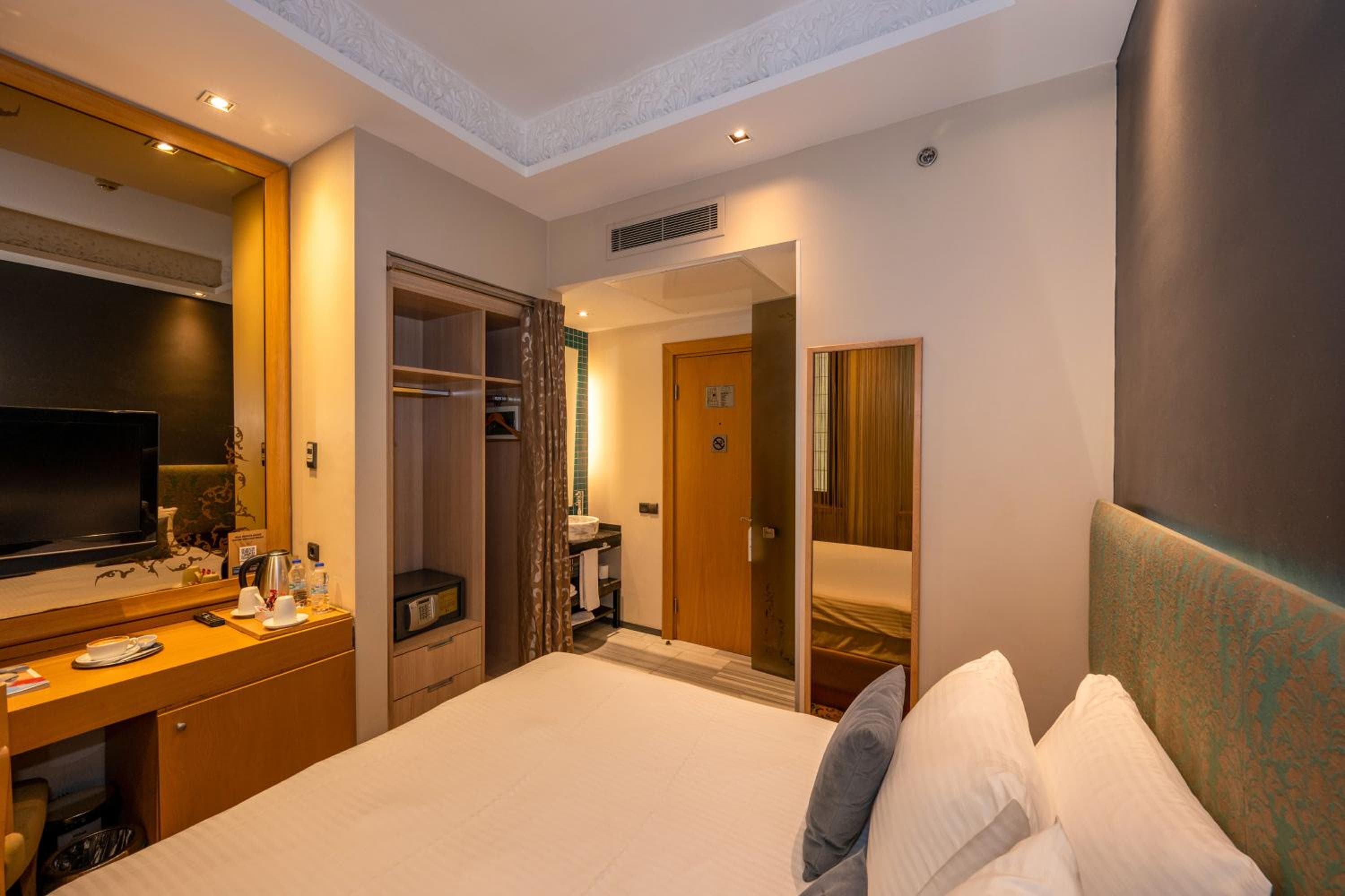 Pera Tulip Hotel & SPA