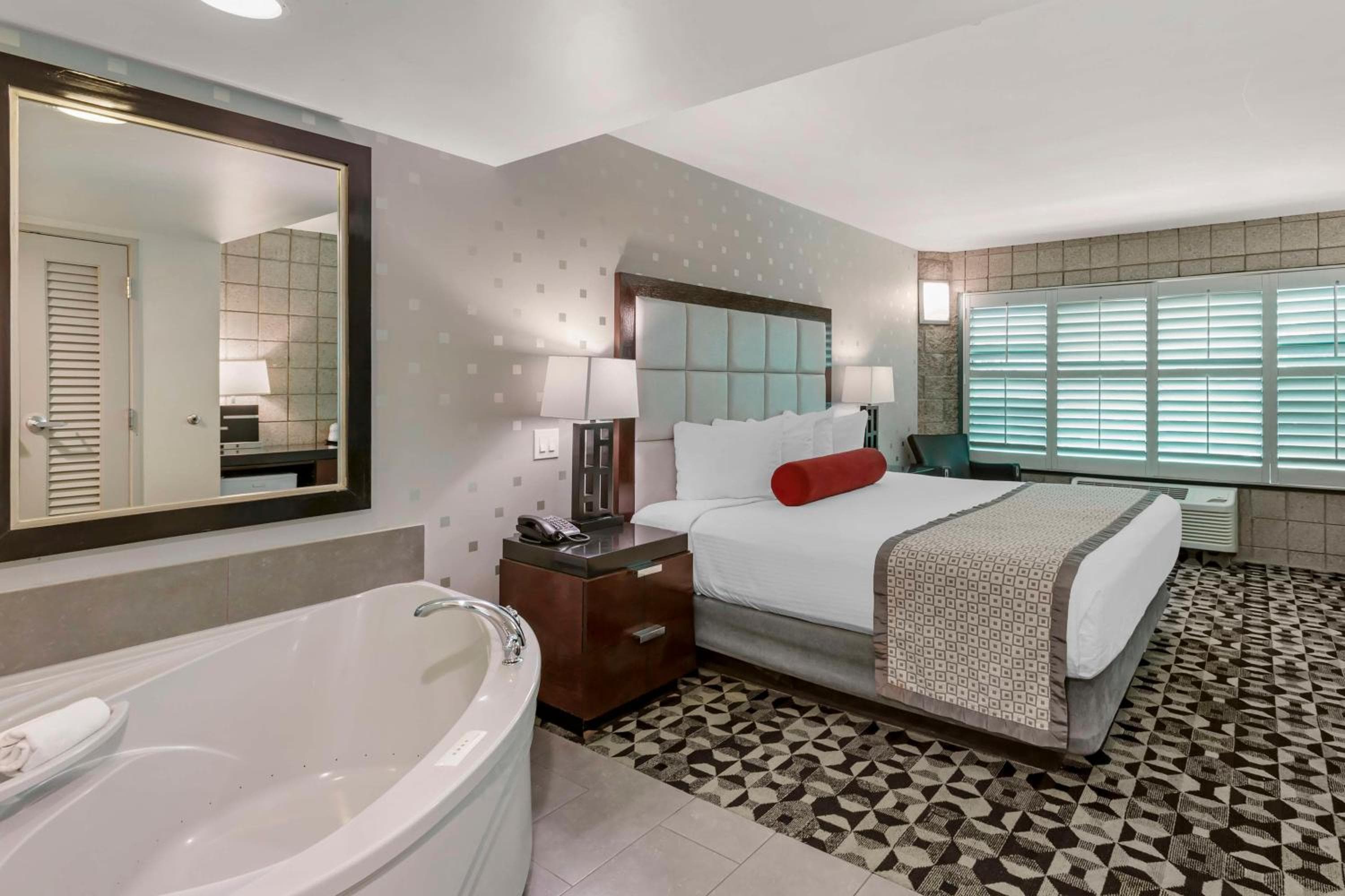 Best Western Plus Sundial