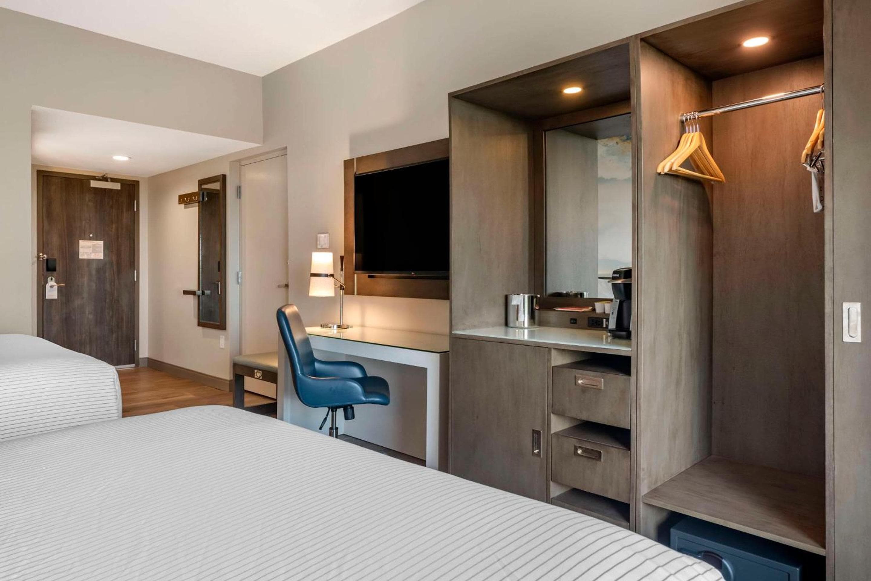 Cambria Hotel Orlando Airport