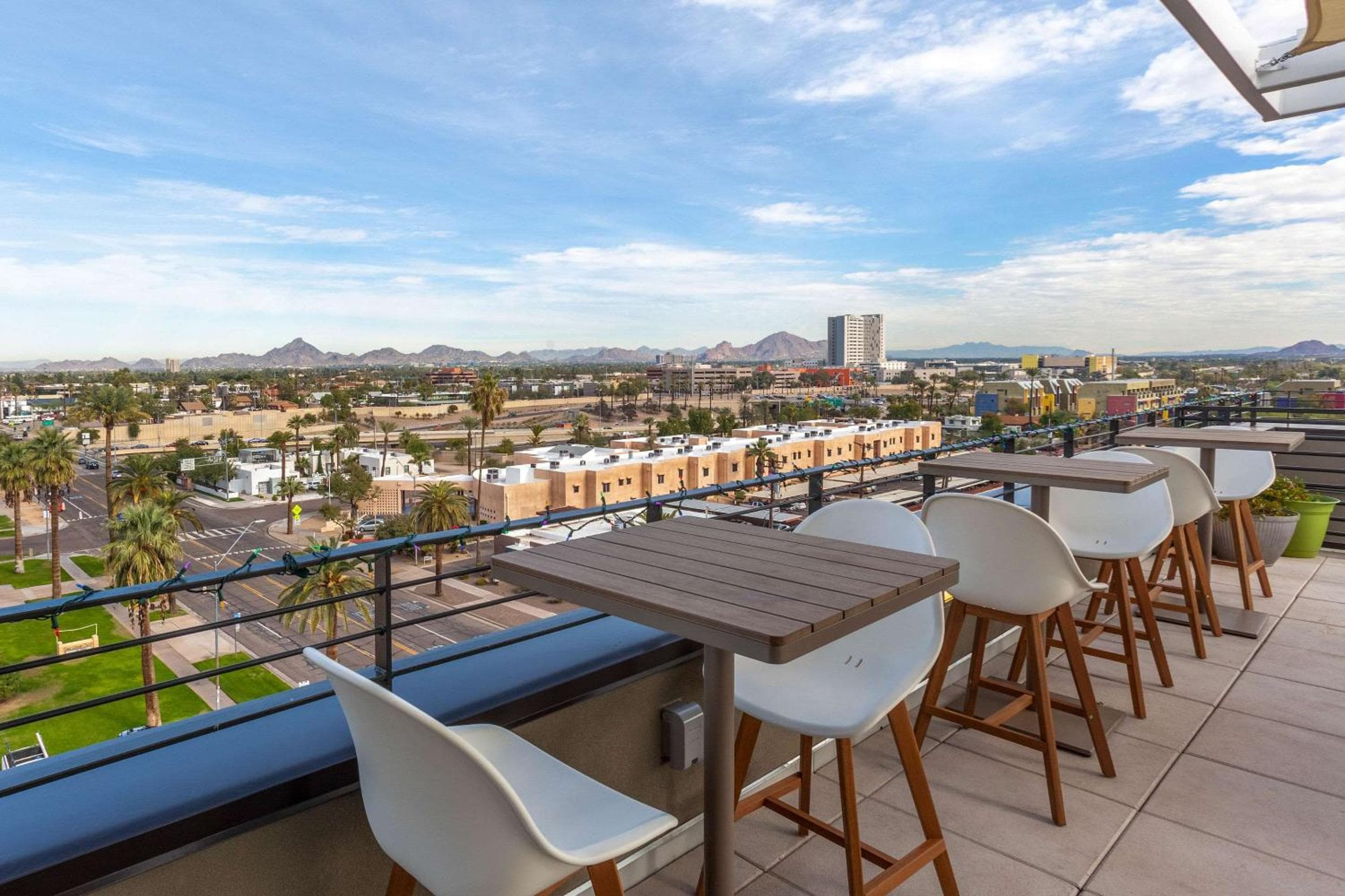 Cambria Downtown Phoenix Convention & Airport Hotel