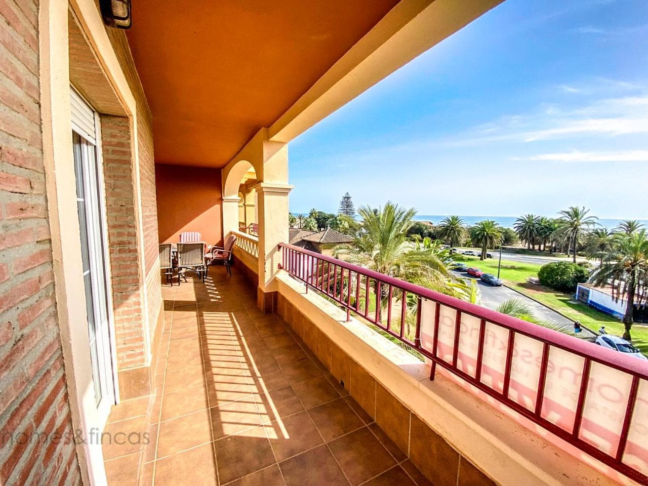 3 Bed Beach Apartment with views Isla Canela