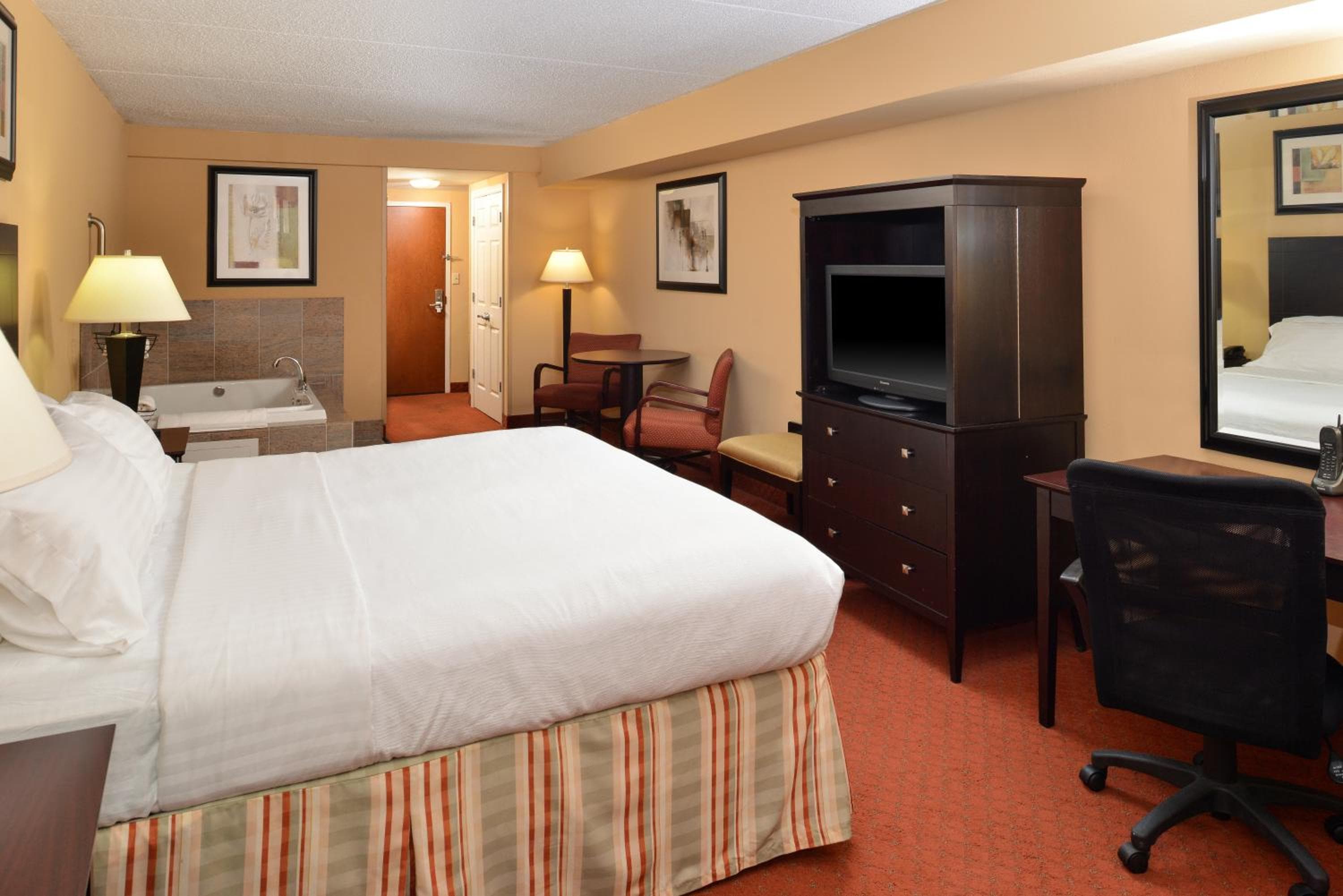 Holiday Inn Martinsburg by IHG
