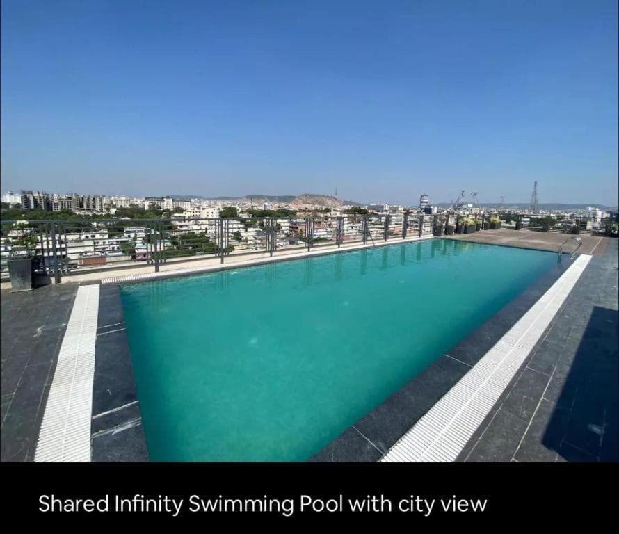 Sheesh mahal - Family Studio Apt w Pool