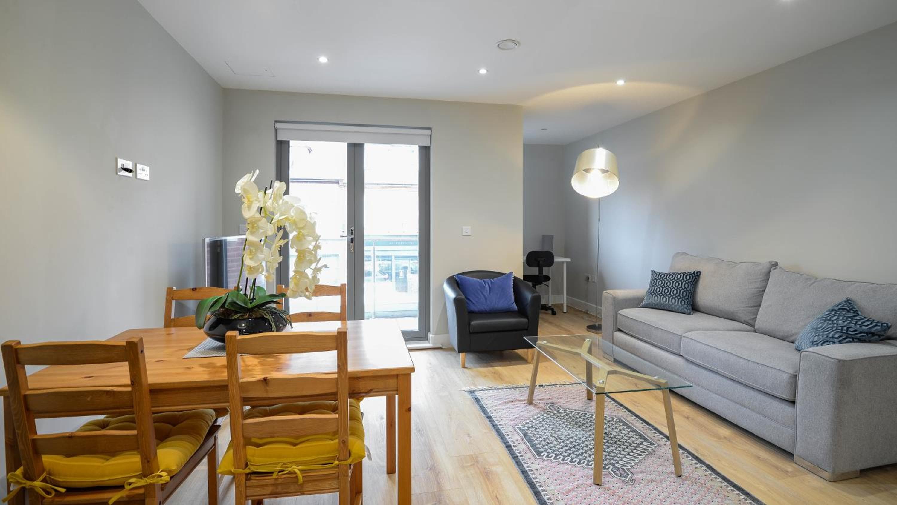 Luxury and modern two bedroom and two bathroom apartments Weybridge