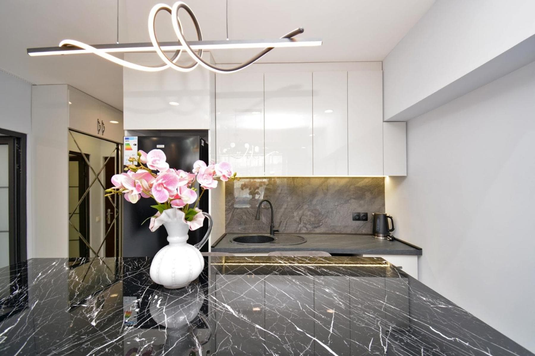 Opera & Cascade infinity view luxury apartament with open balcony