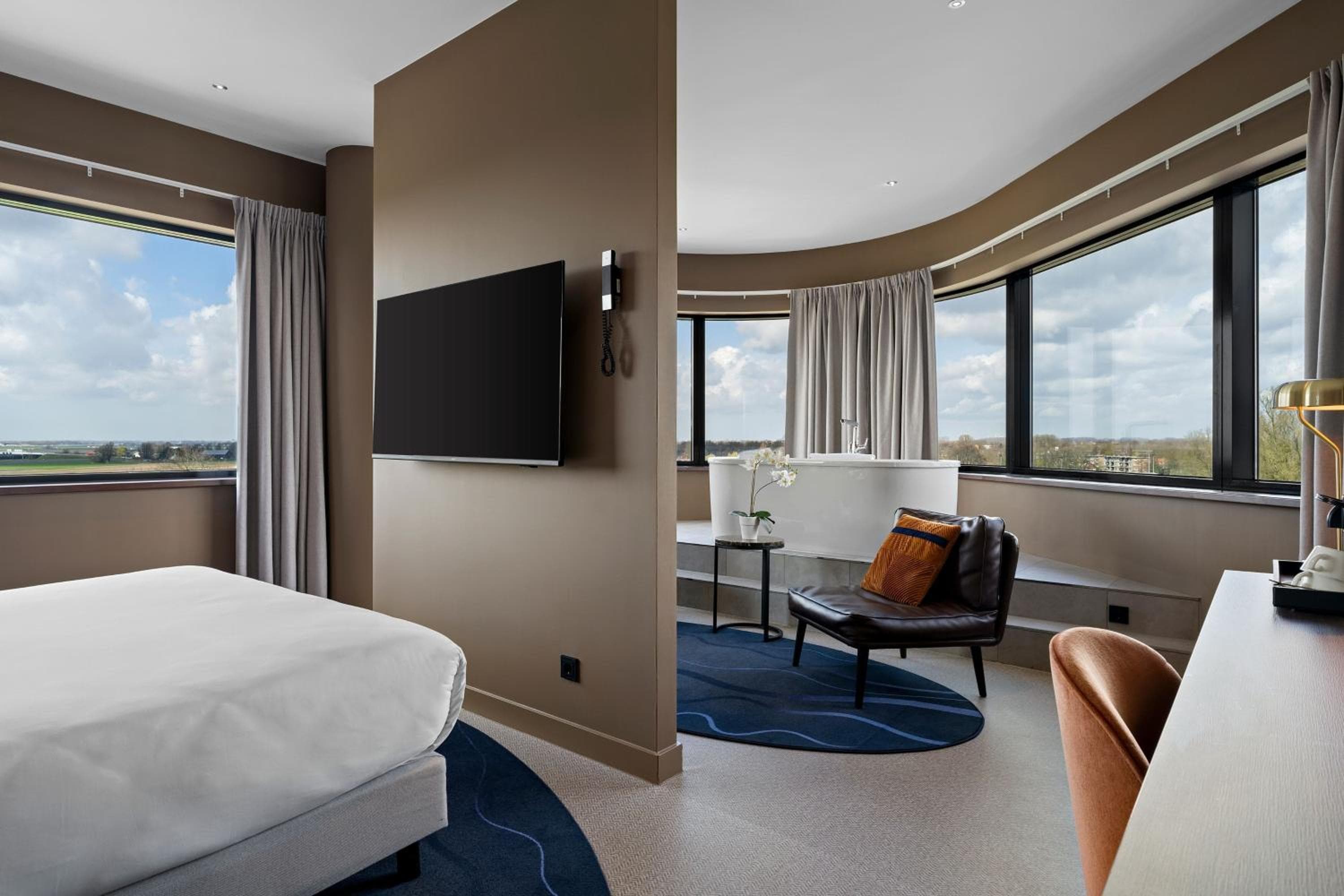 Corendon Amsterdam Schiphol Airport, a Tribute Portfolio Hotel