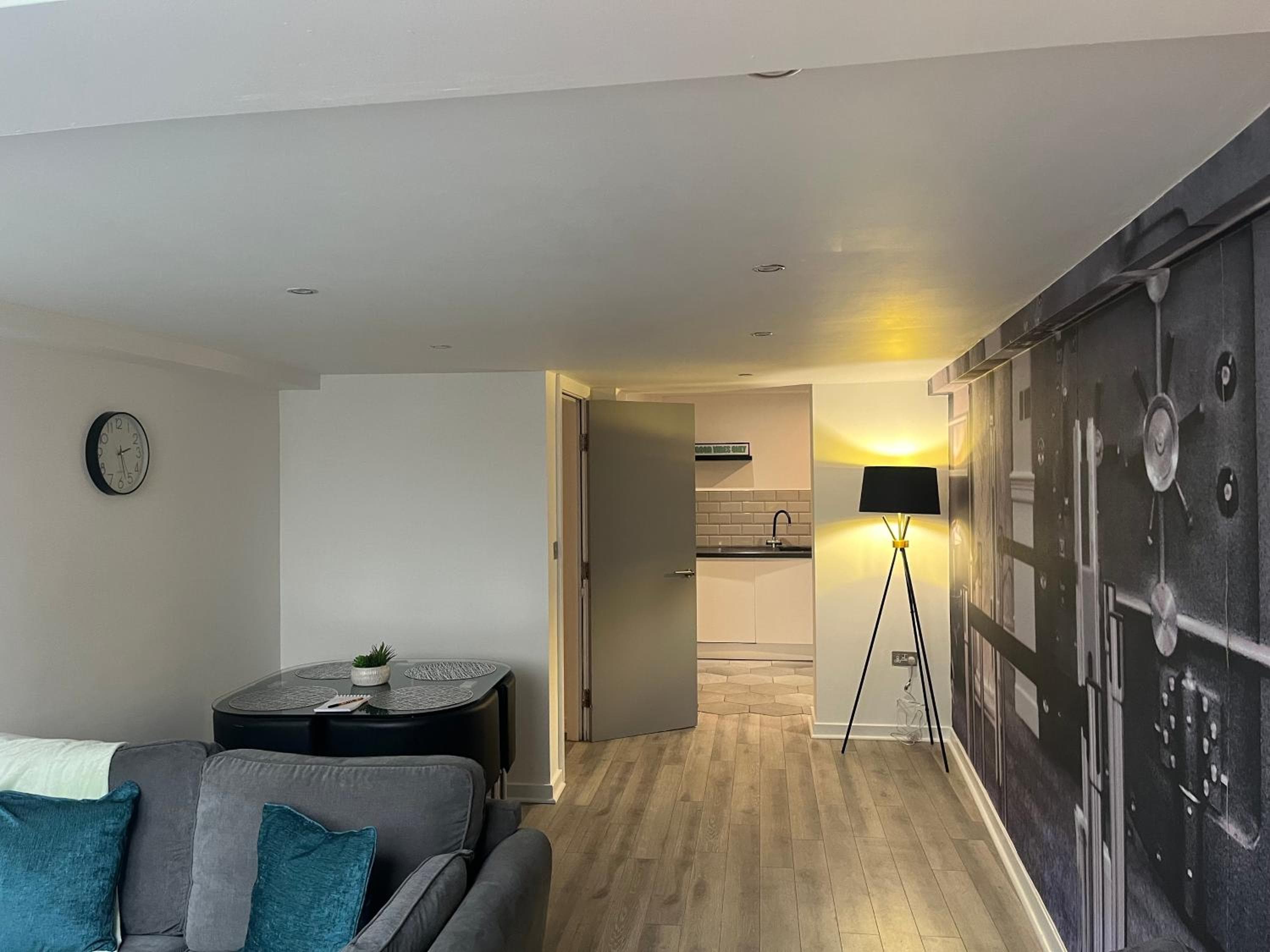 5 Halifax House, apartment 3