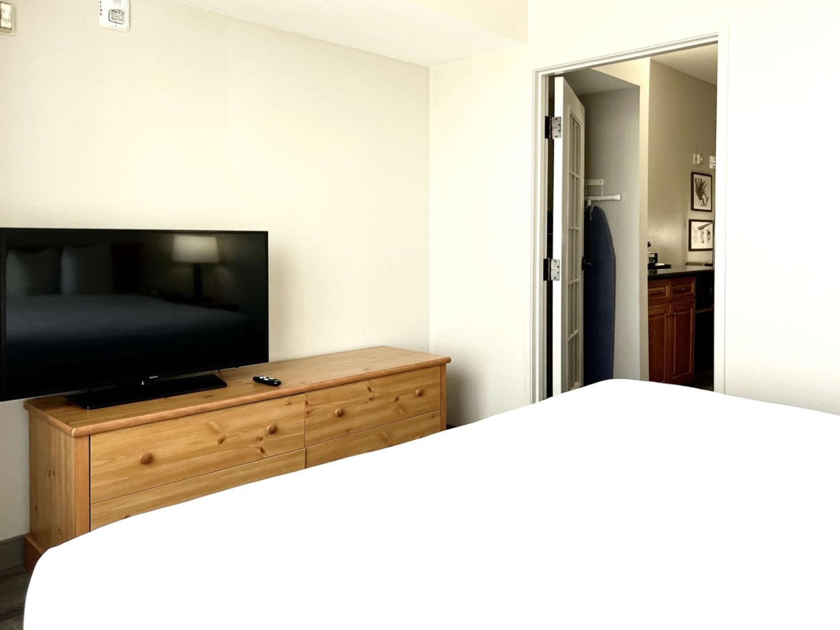 Country Inn & Suites by Radisson, Tucson Airport, AZ