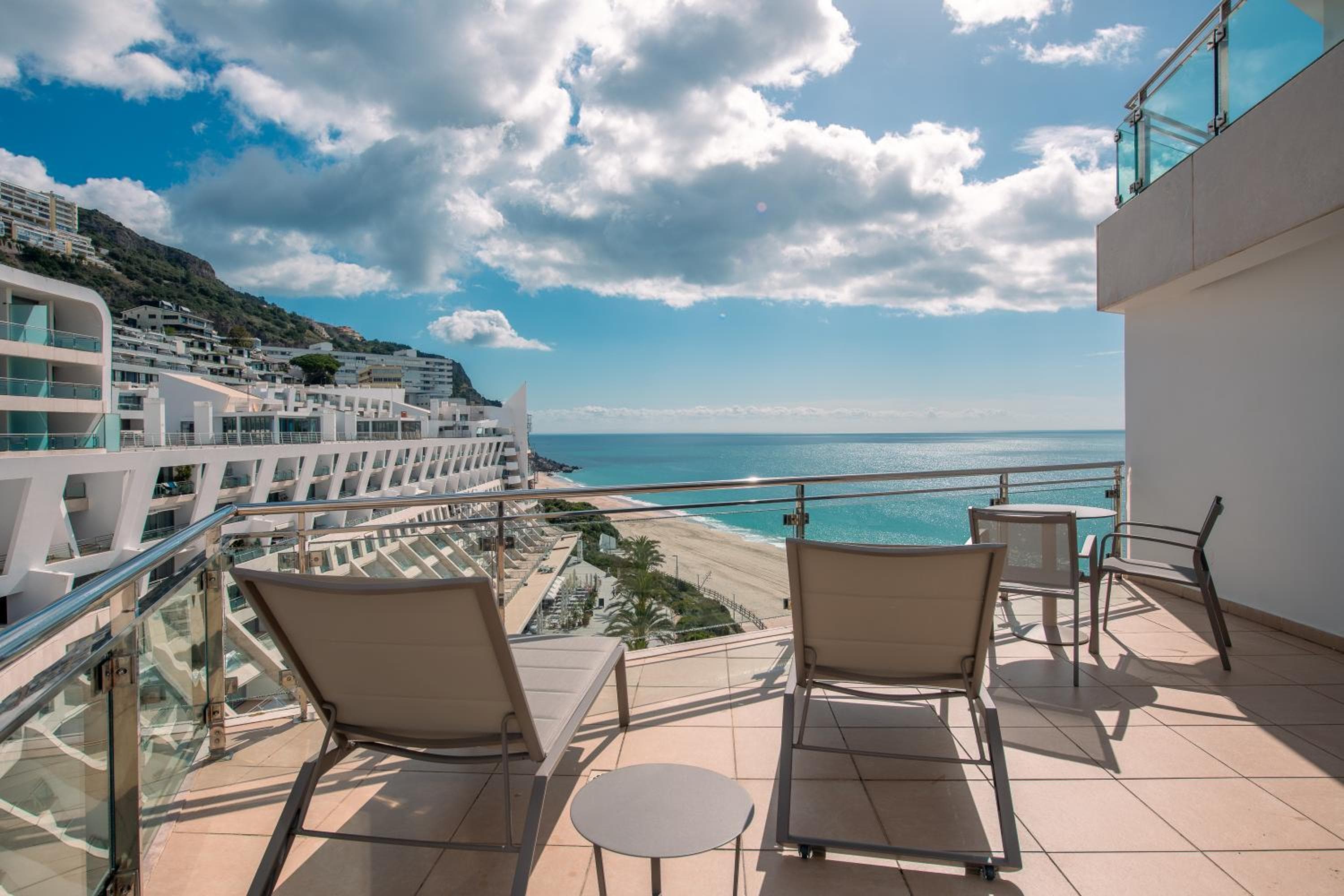 Sesimbra Oceanfront Hotel - Preferred Hotels and Resorts