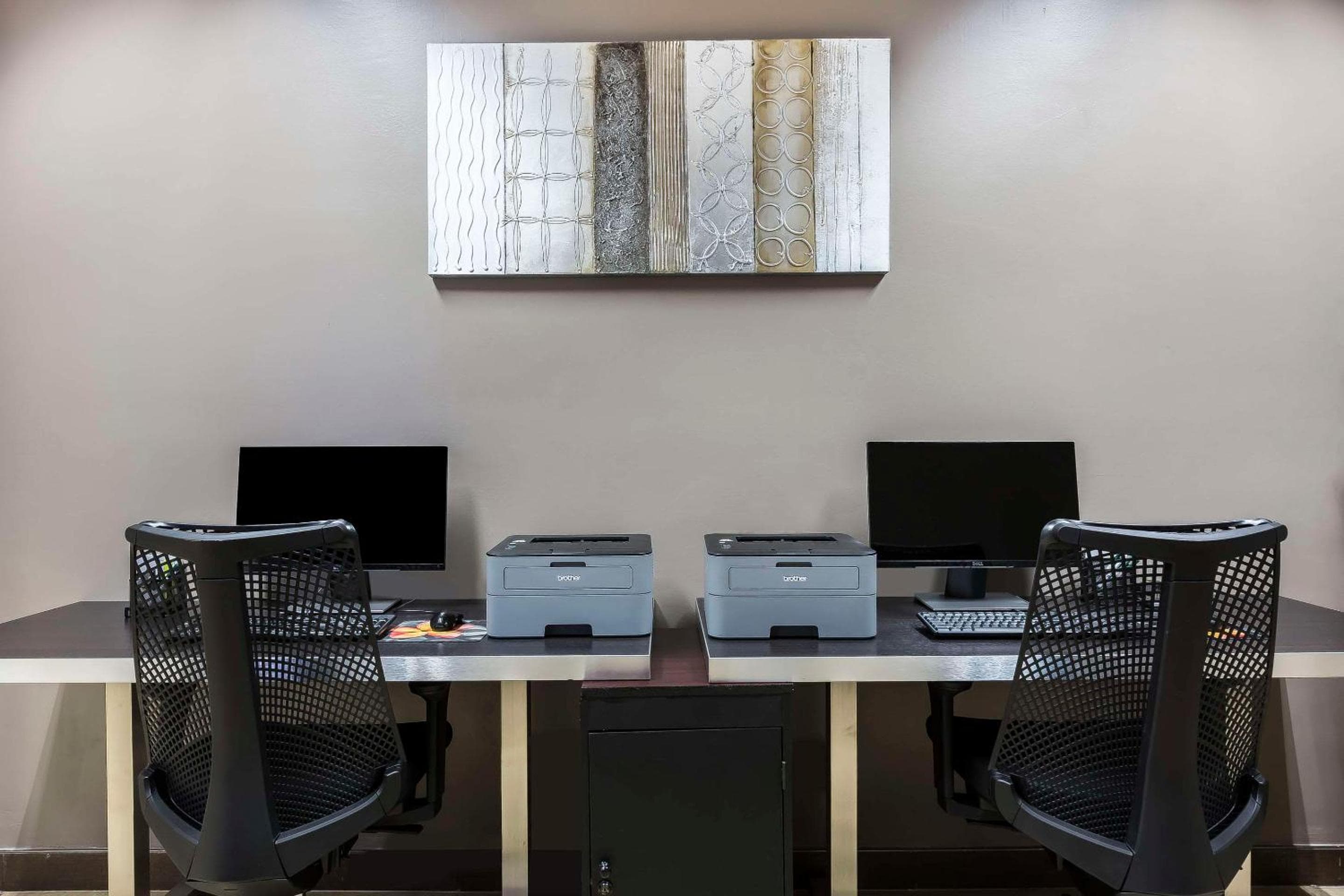 Quality Inn & Suites Los Angeles Airport - Stadium District