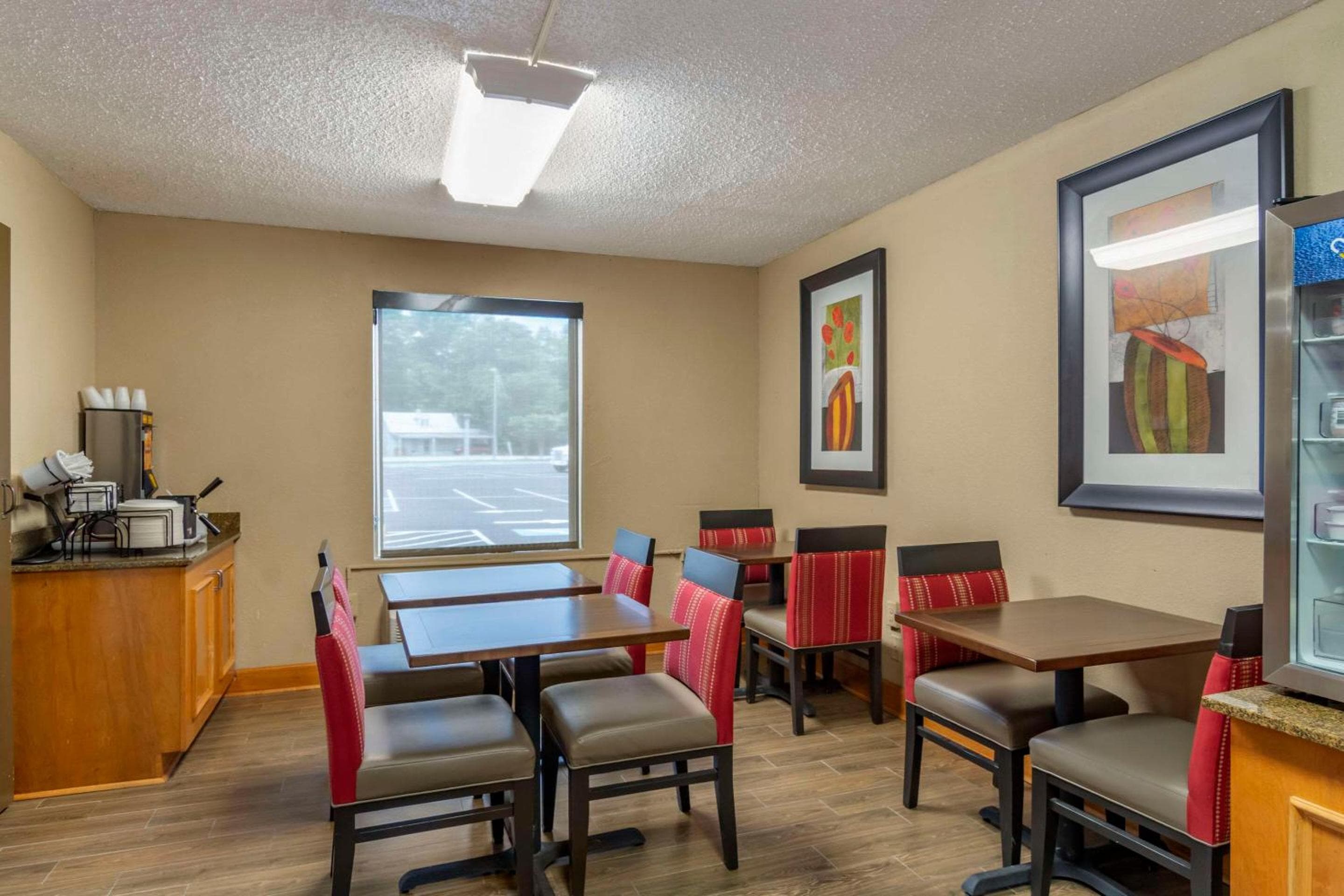 Comfort Inn Petersburg Fort Lee Area