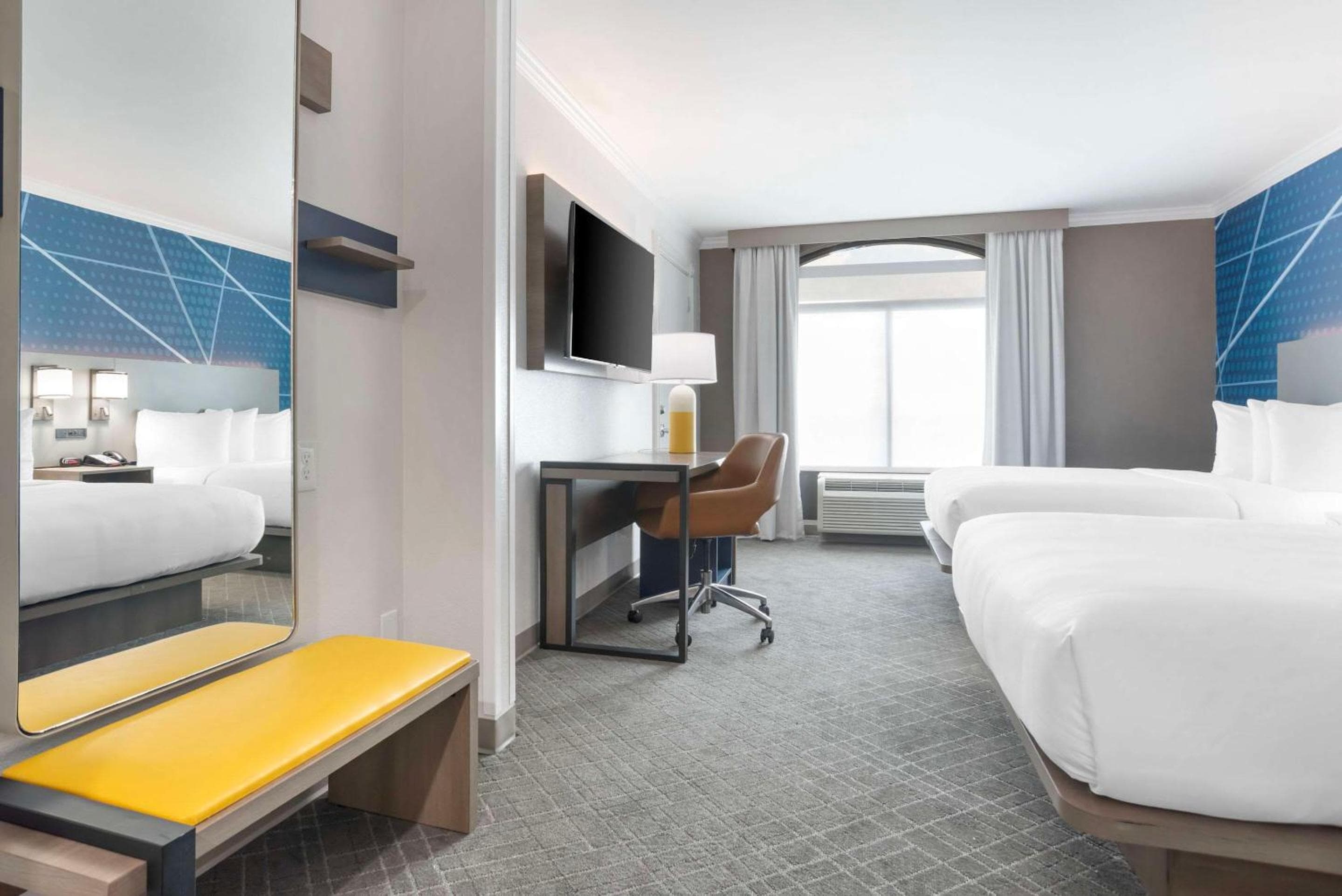 Comfort Inn & Suites New Orleans Airport North