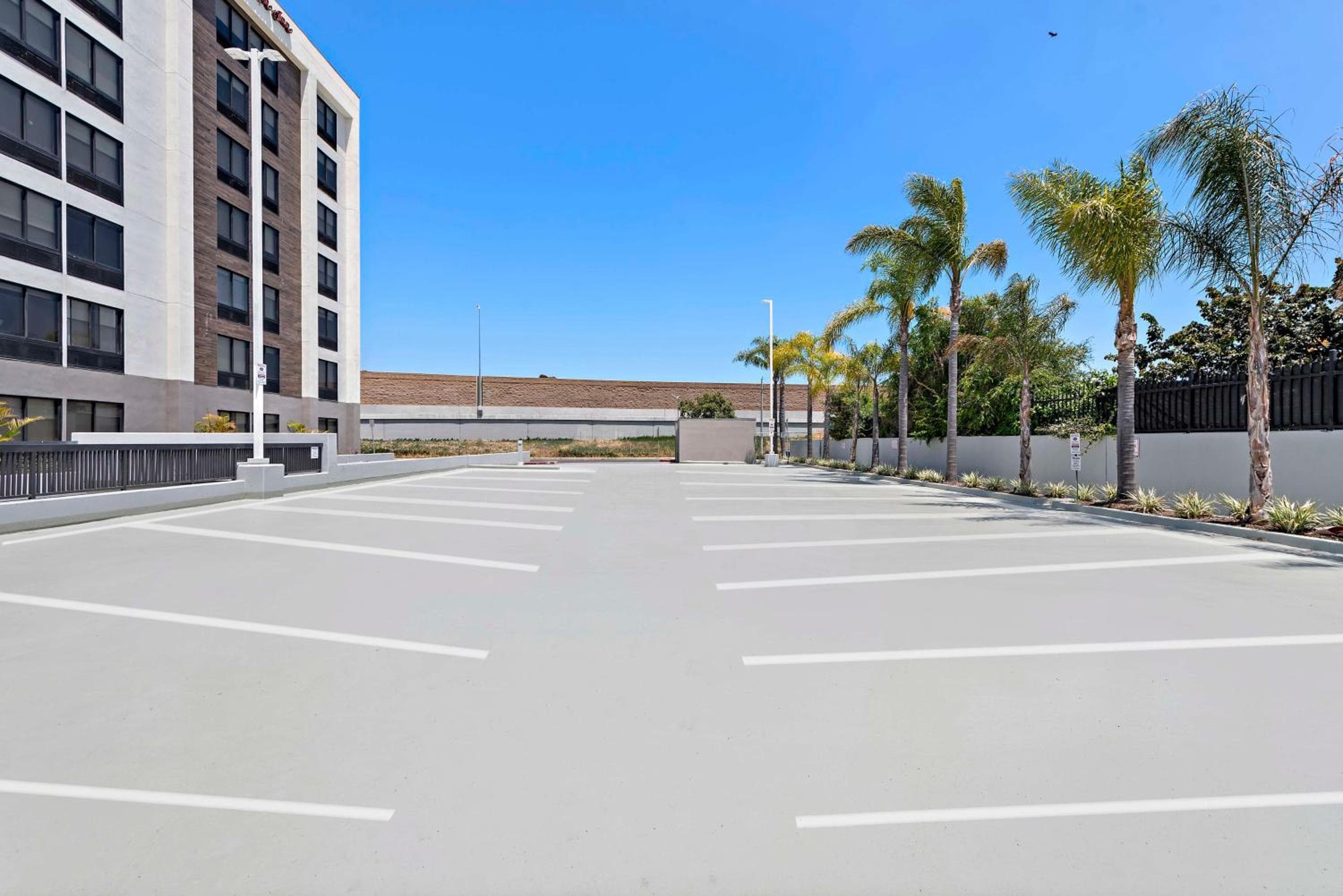Hampton Inn by Hilton Los Angeles Airport LAX