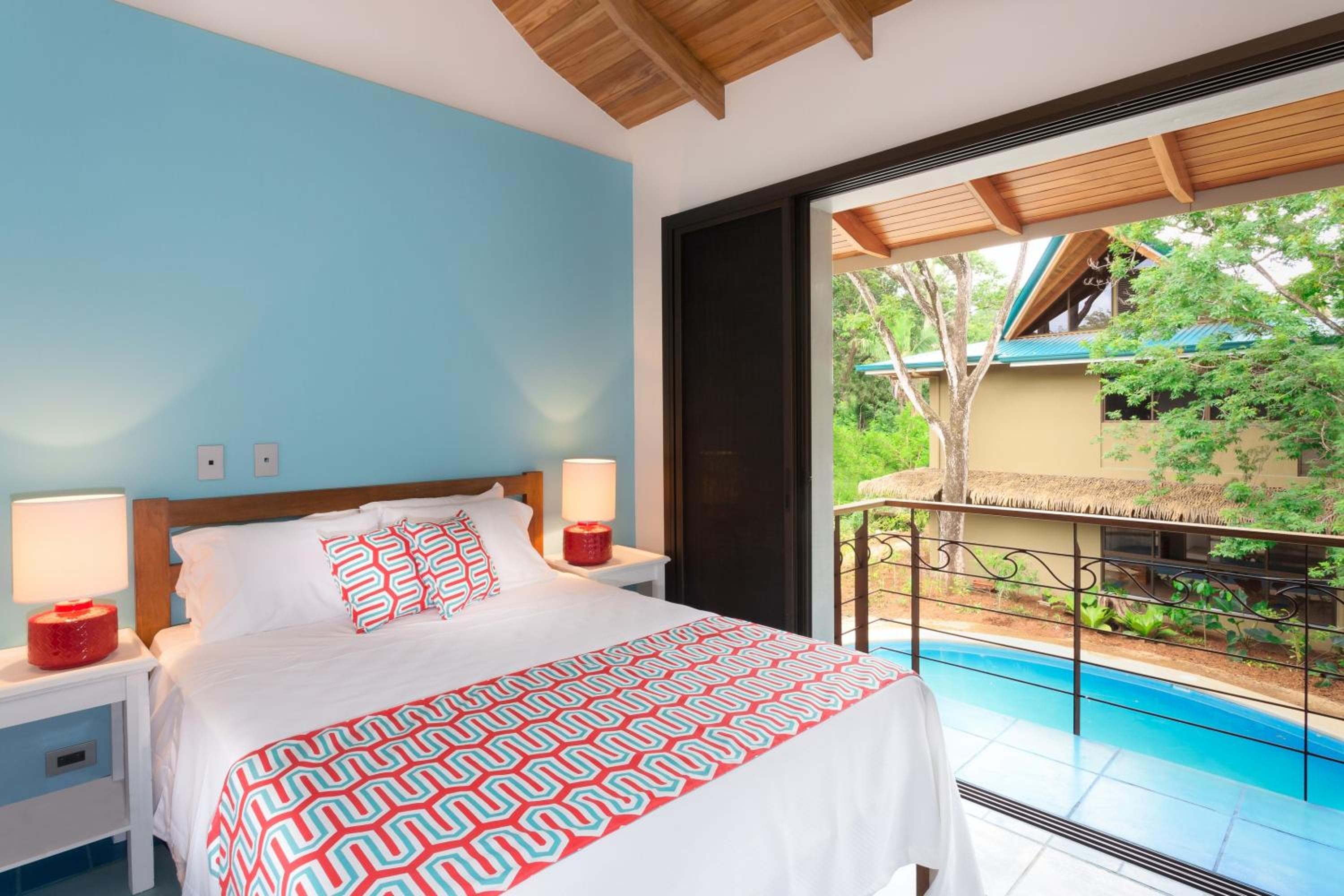 Olas Verdes Hotel