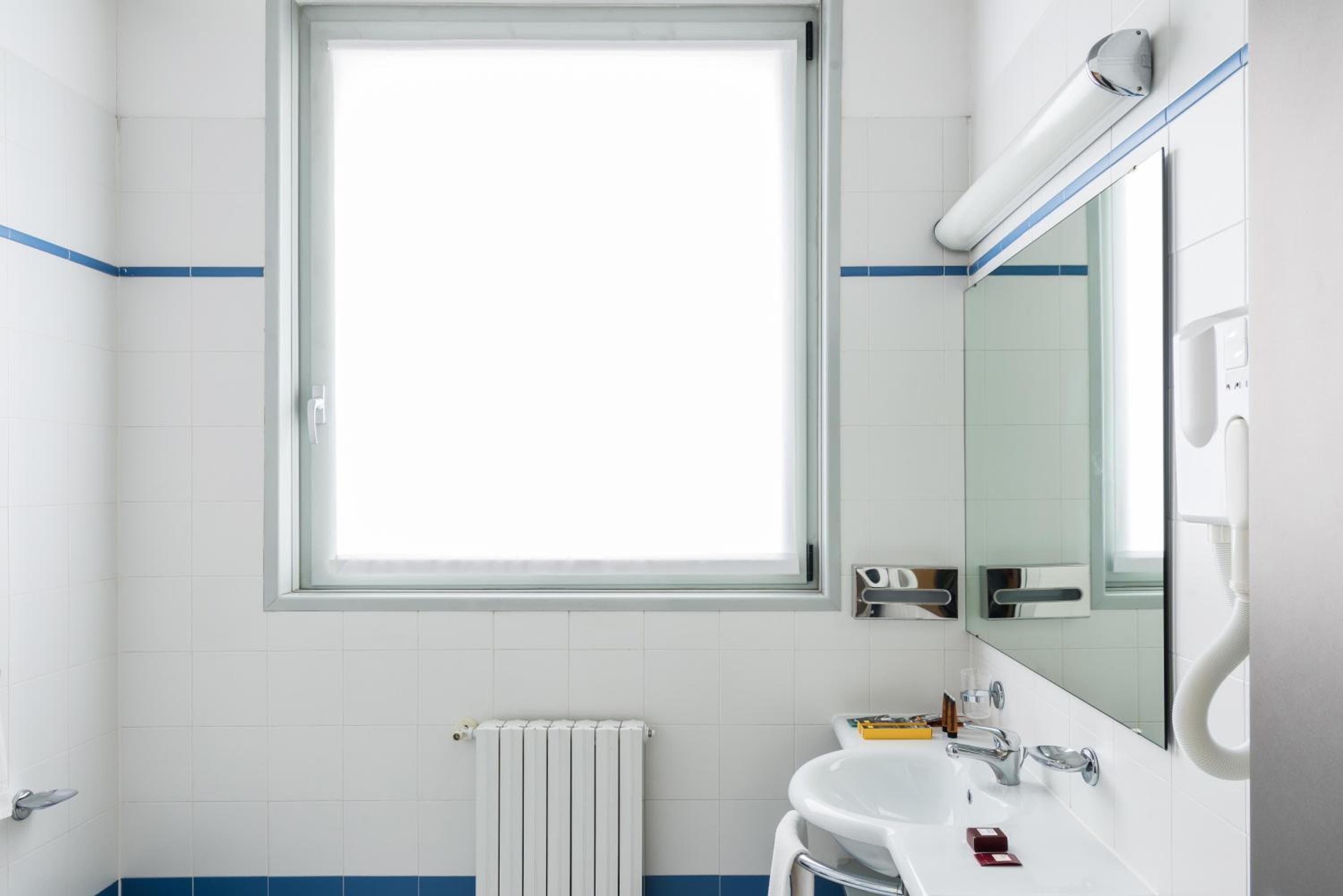 B&B HOTEL Milano La Spezia