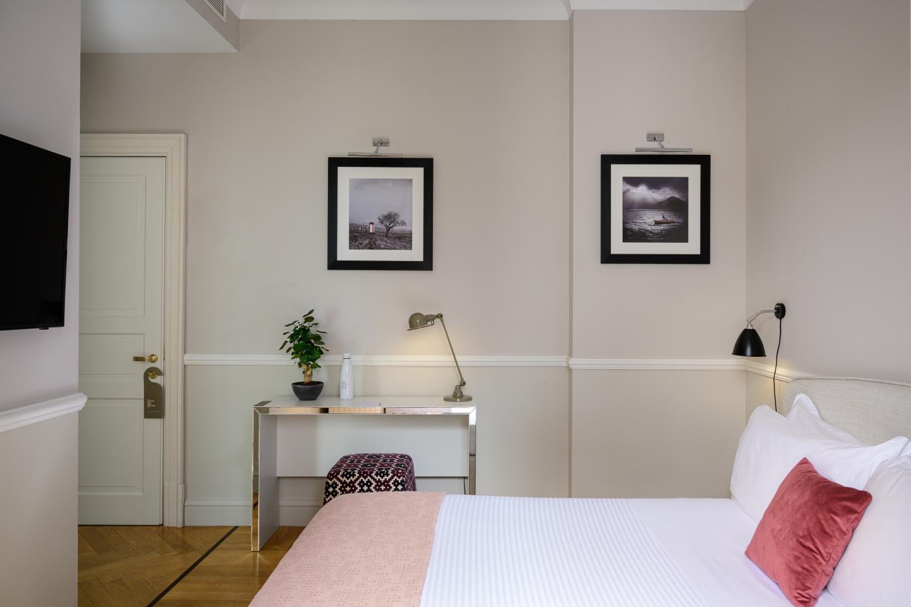 The Fifteen Keys Hotel