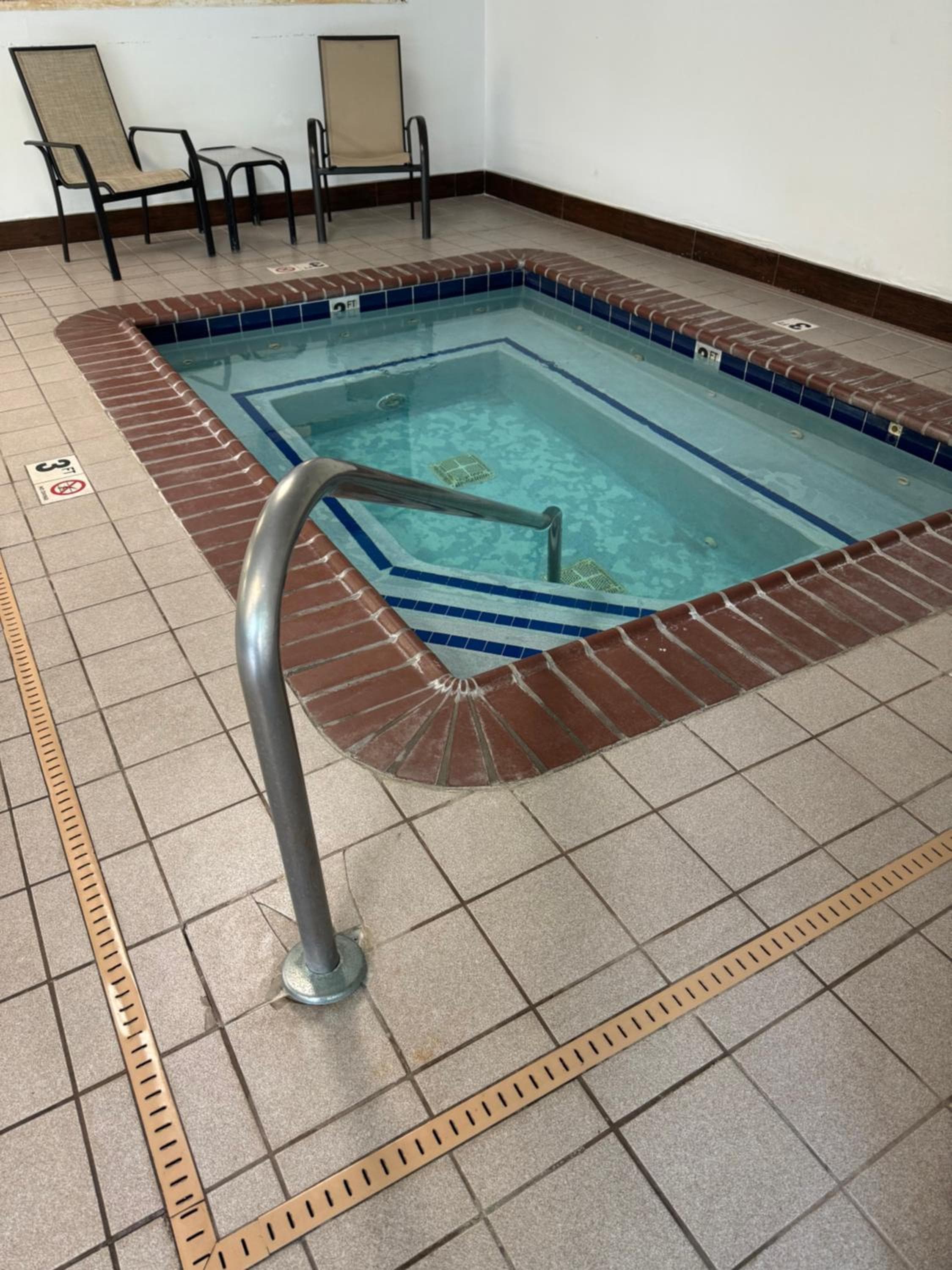 Comfort Inn Huntington near University area