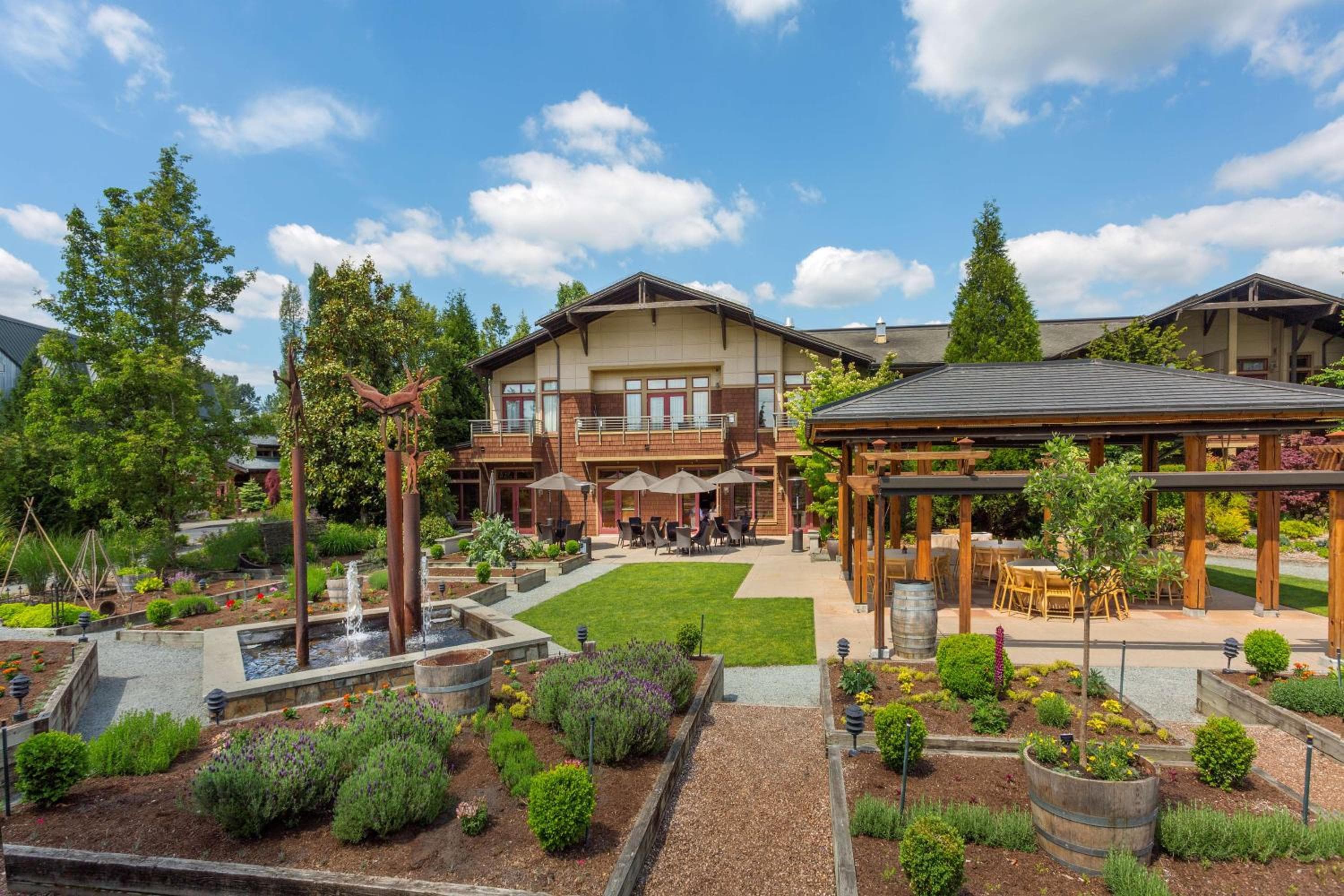 Willows Lodge