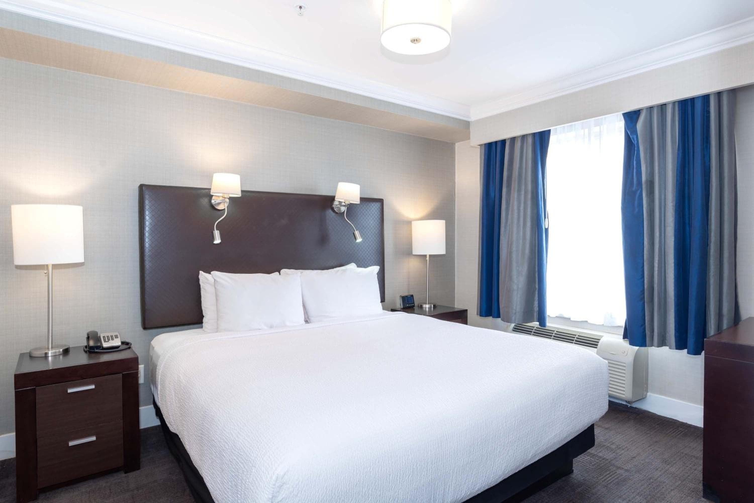 Sandman Signature Langley Hotel