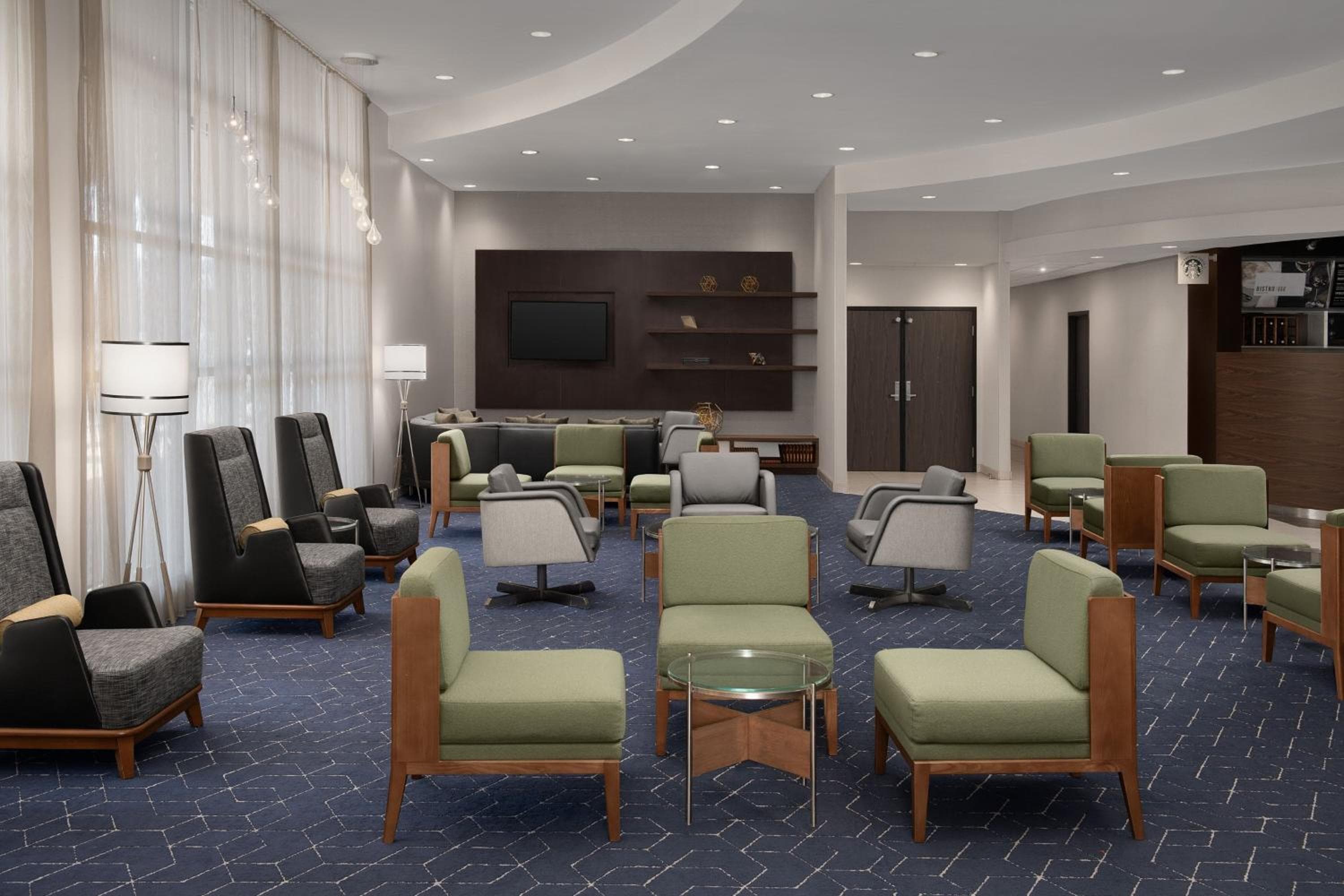 Courtyard by Marriott Syracuse Downtown at Armory Square