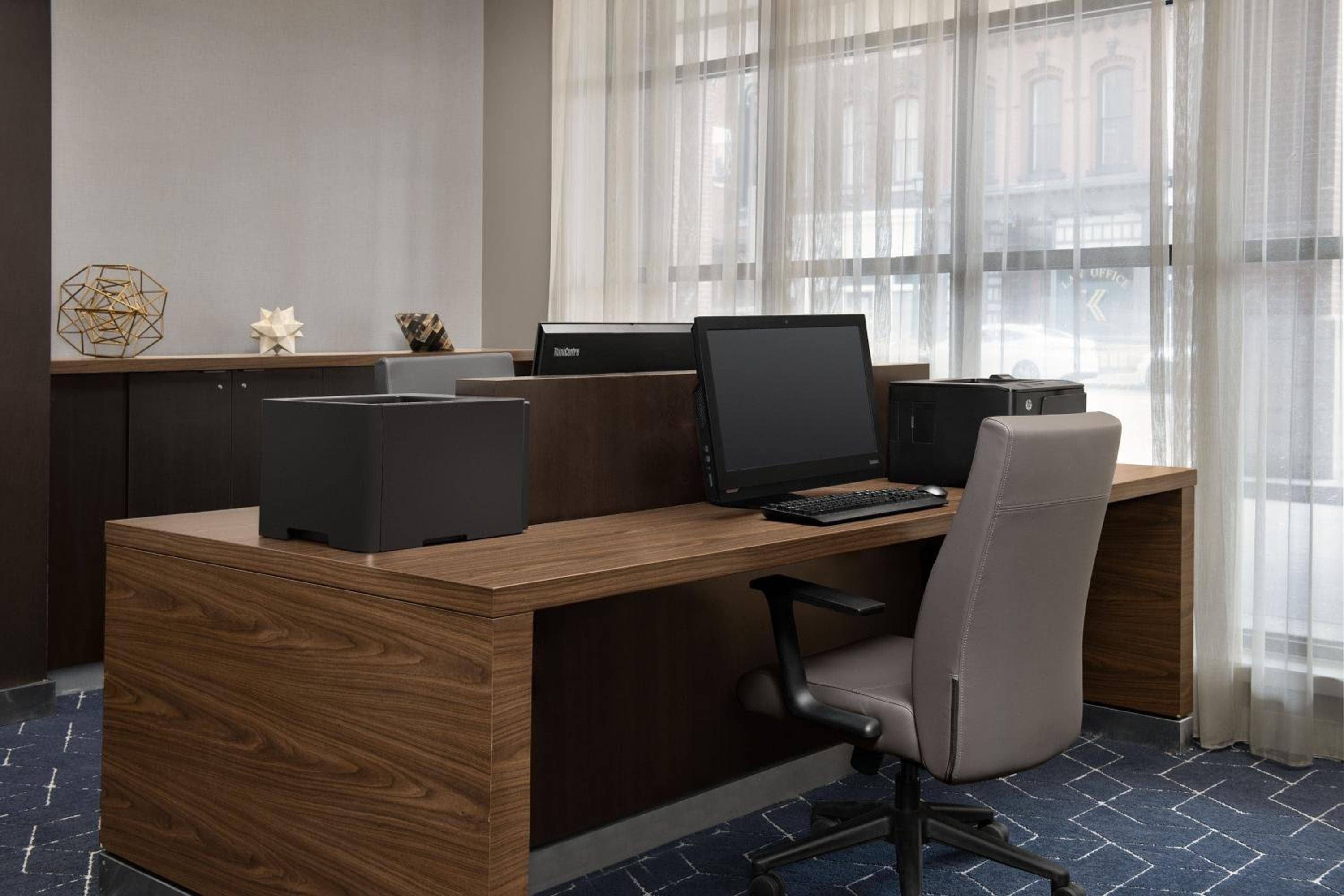 Courtyard by Marriott Syracuse Downtown at Armory Square