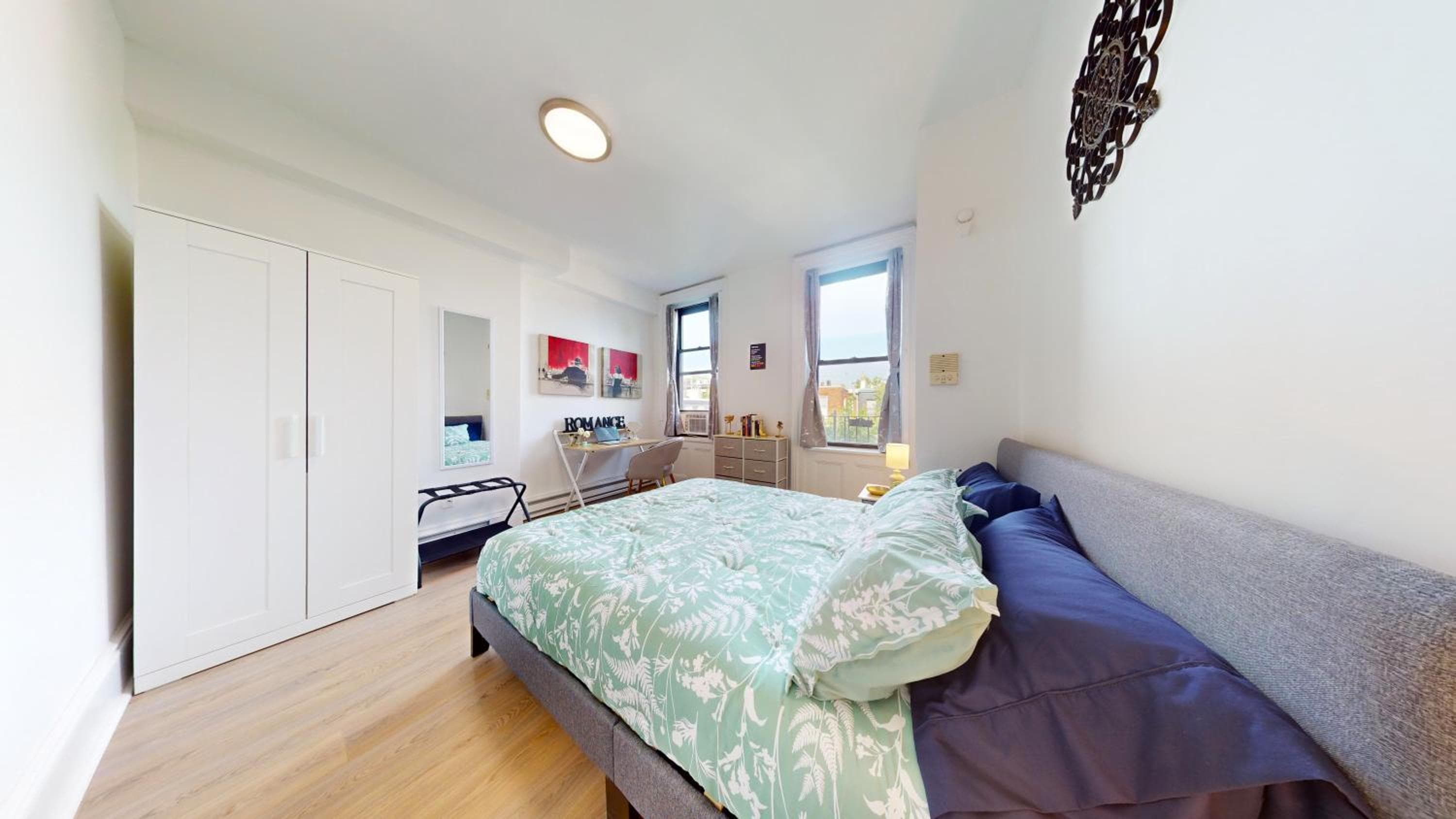 Garden Street Retreat - 15 Minutes to NYC - Sleeps 6 comfortably