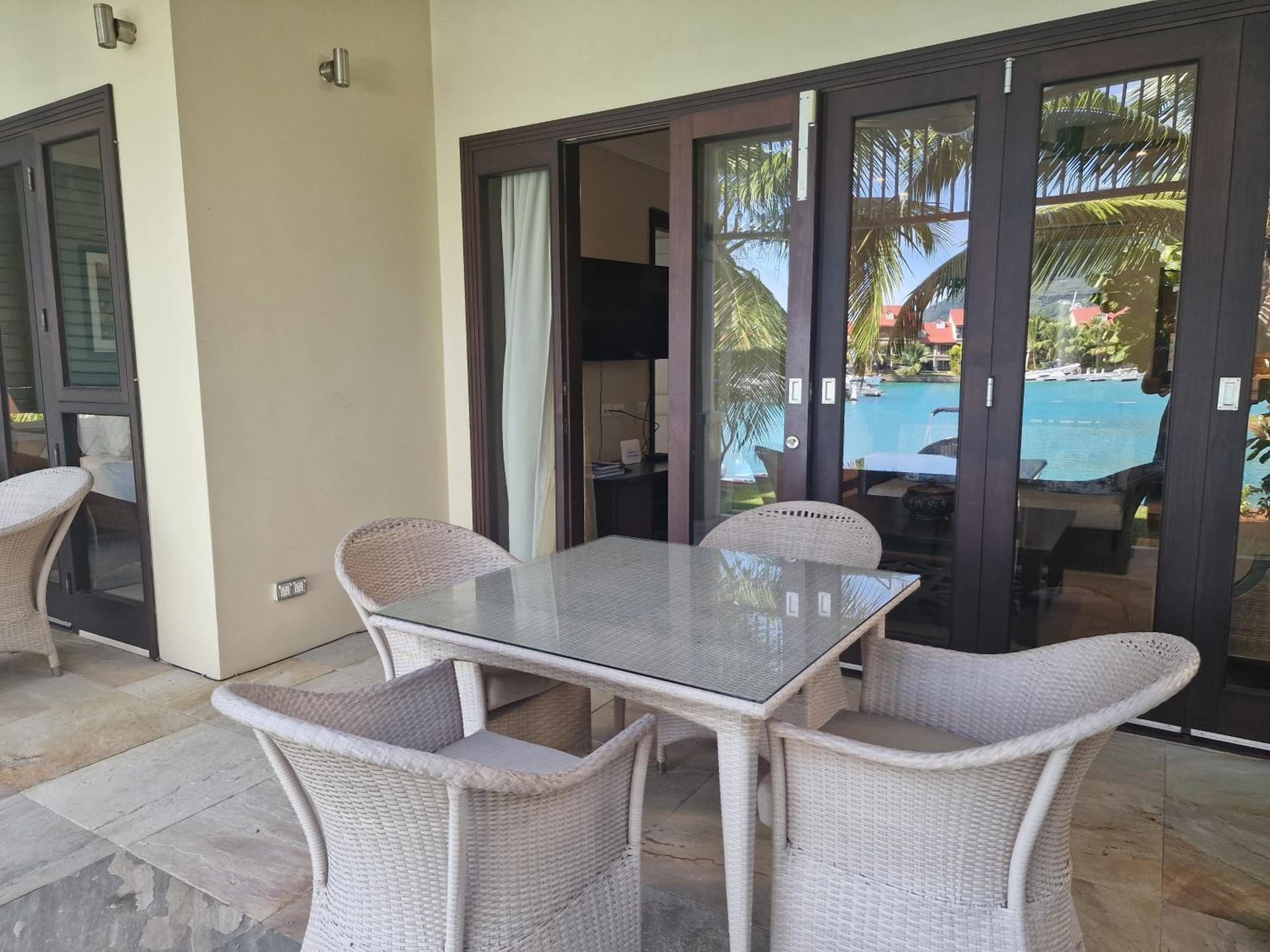 Porse Deluxe Suites by Simply-Seychelles
