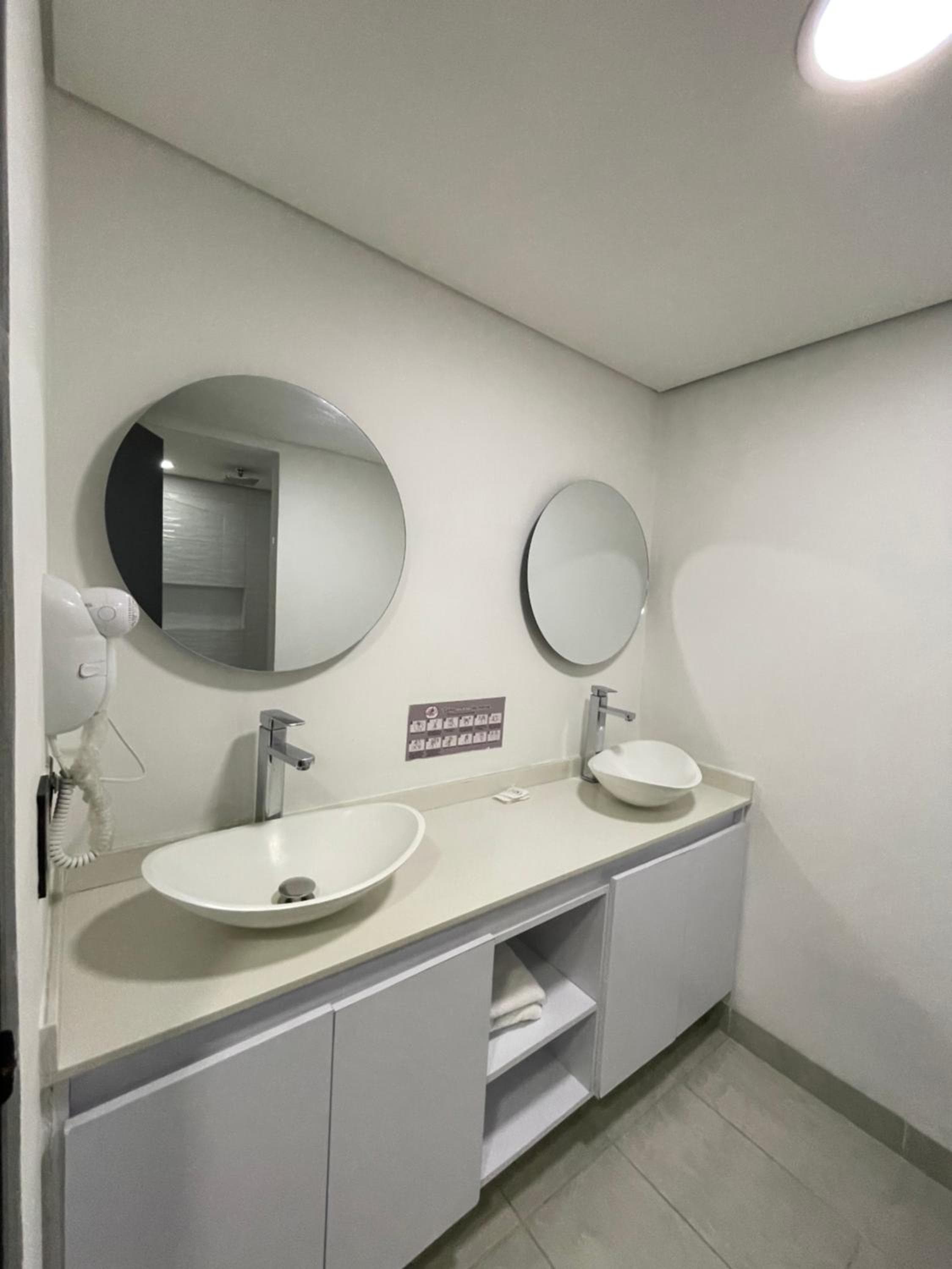 Hotel Ofix - Laureles