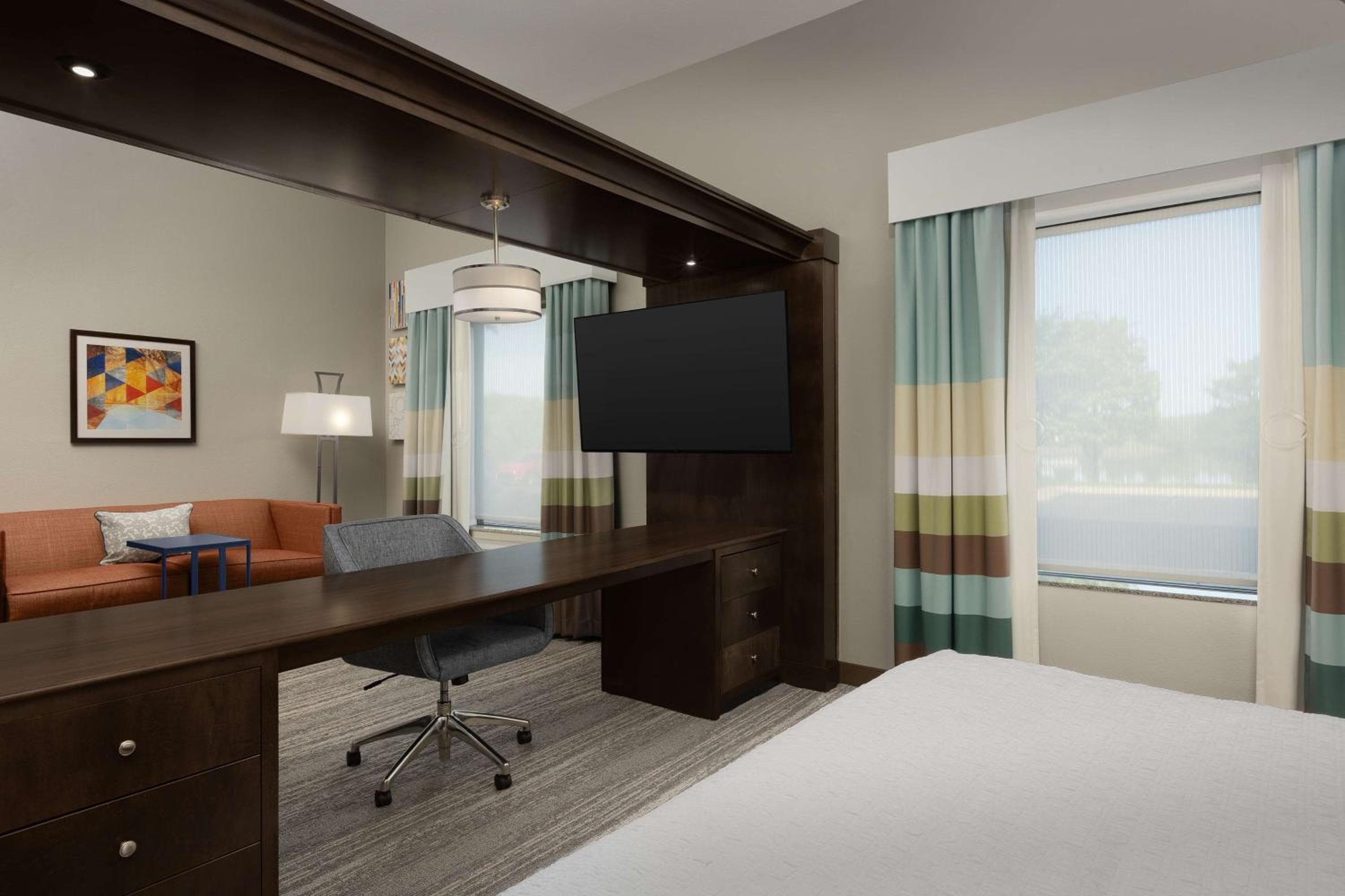 Hampton Inn & Suites Huntsville Research Park Area