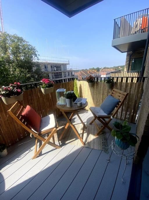 Easy location, Brand-new Flat!