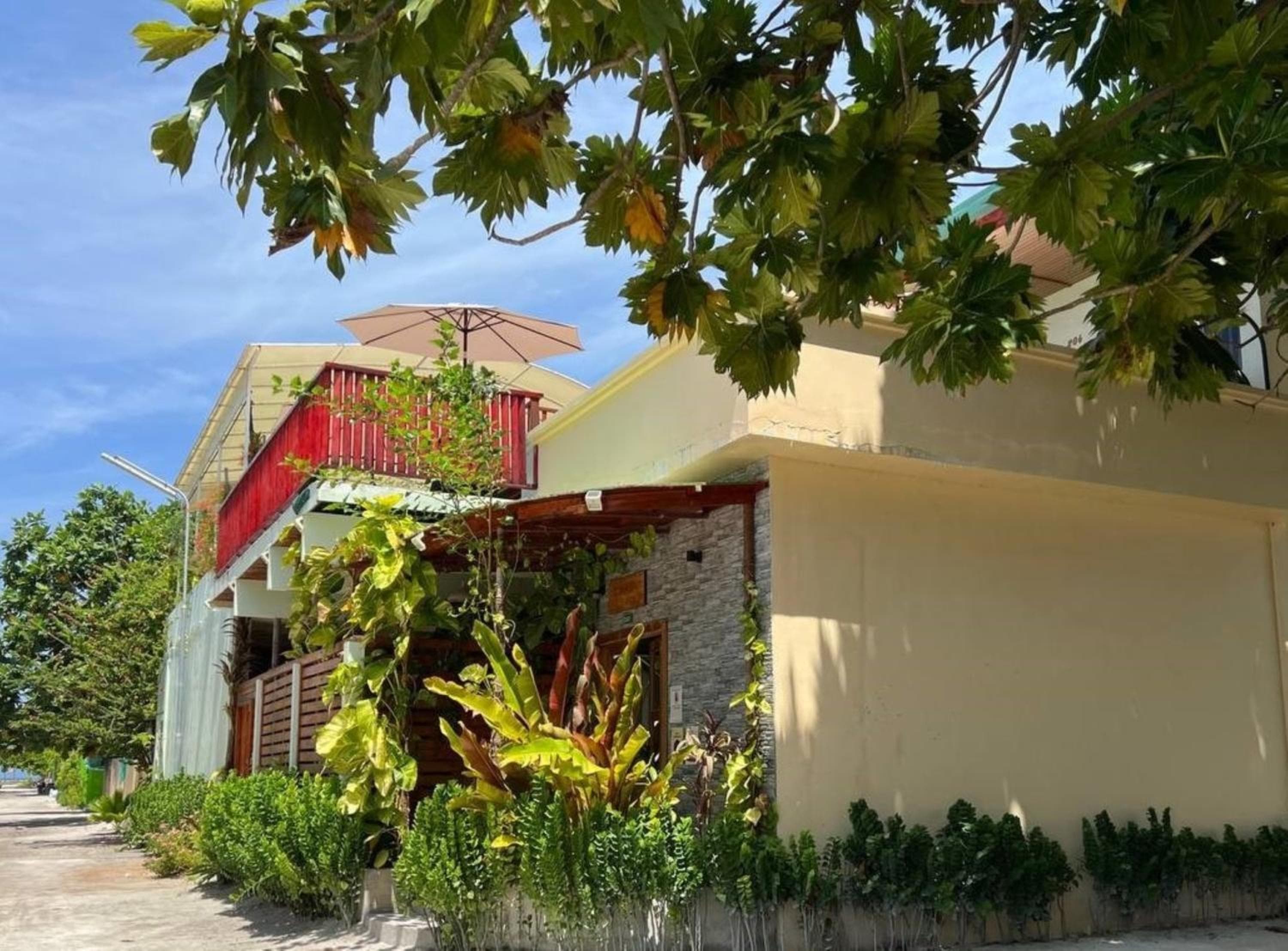 Aasna Inn