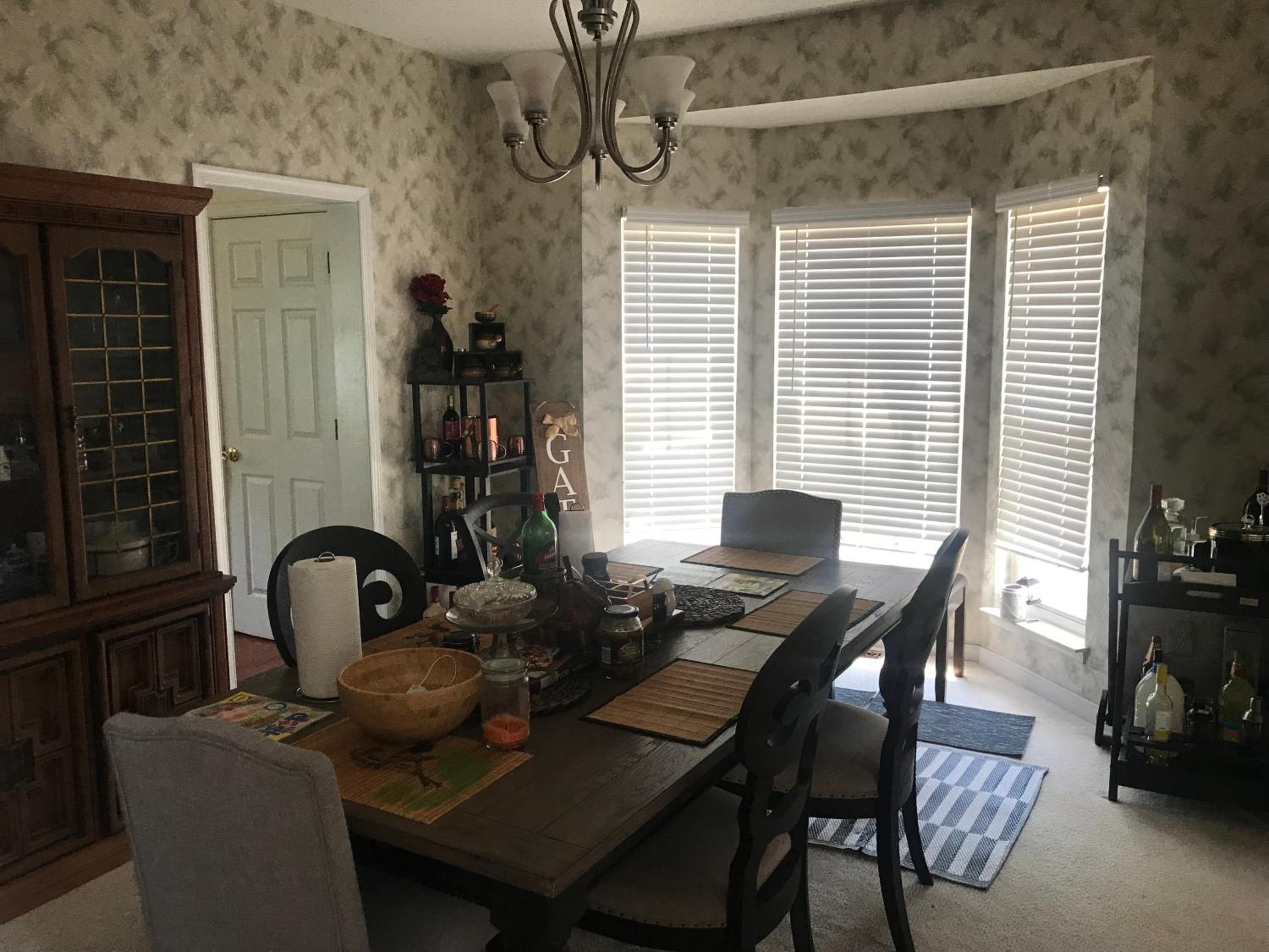 Wonderful room in great neighborhood near Downtown