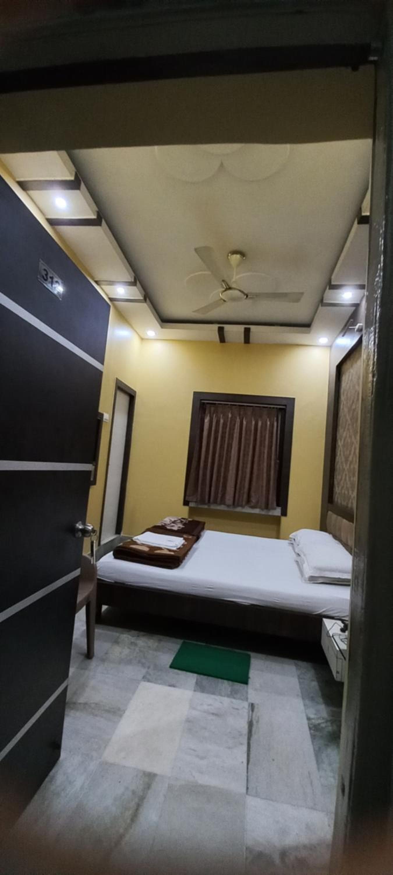 HOTEL SREE DURGA
