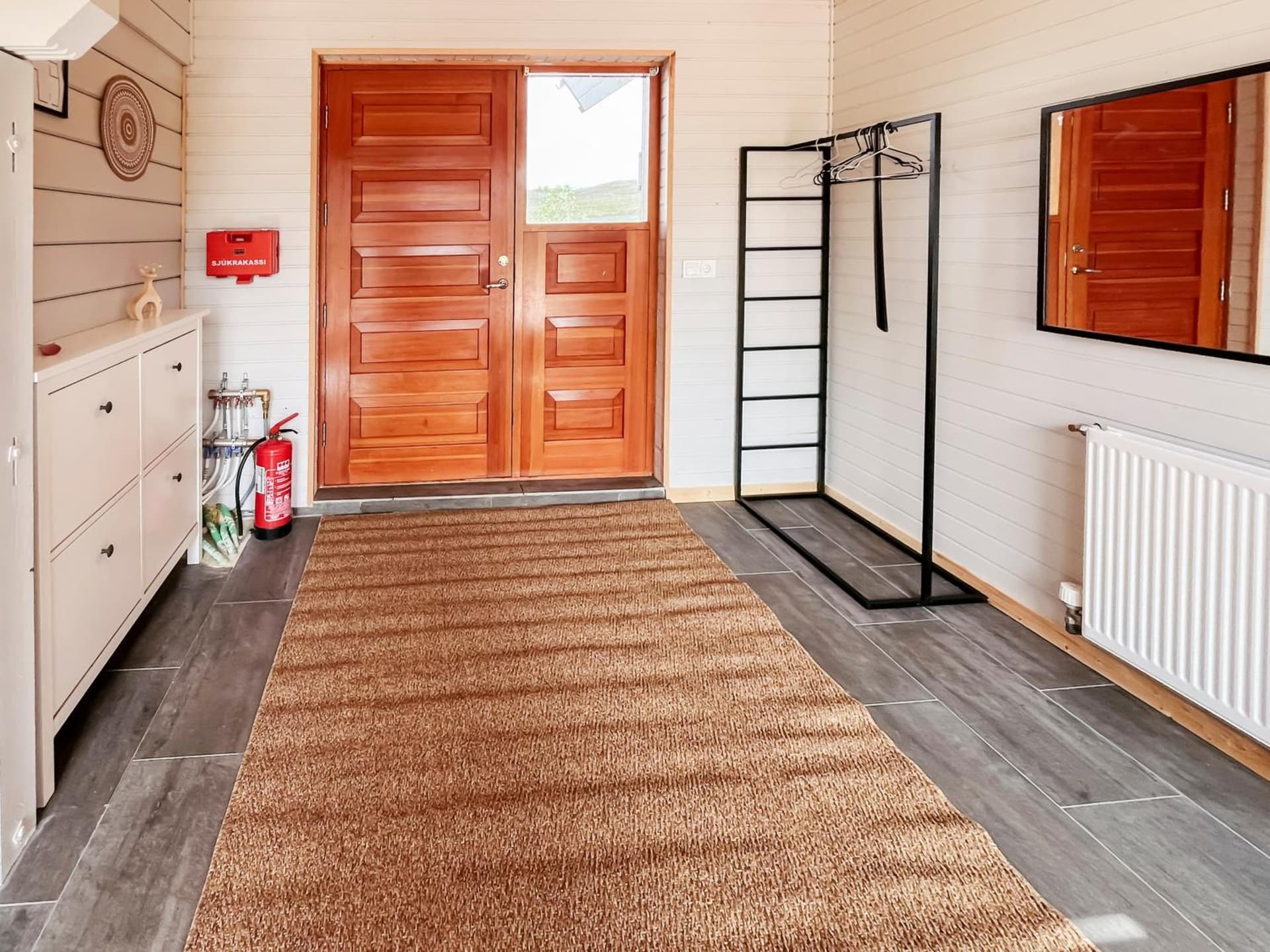 Kololo Cabin
