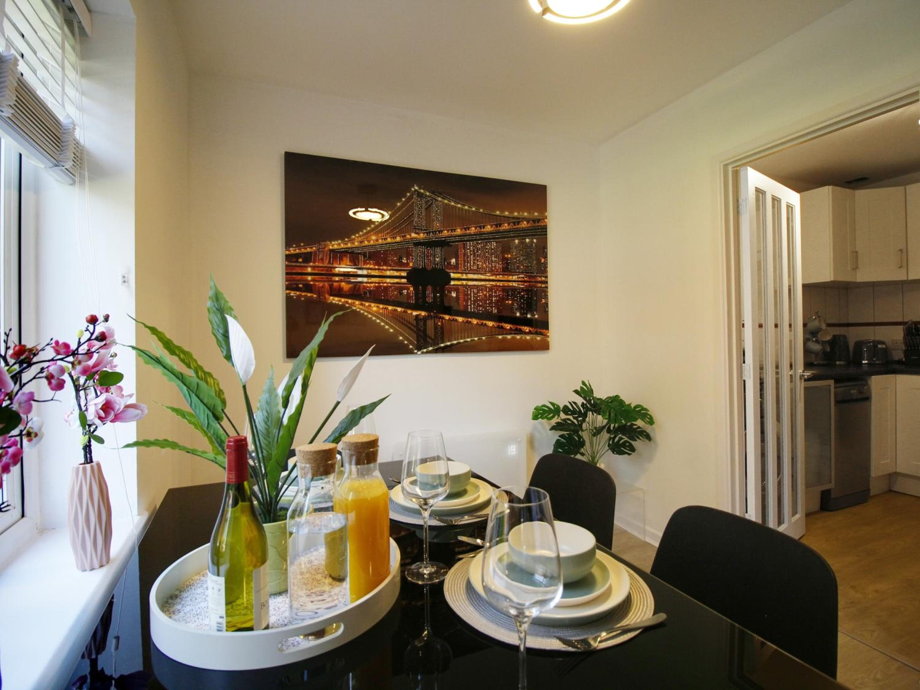 2BDR Flat RG1 - Free Open Parking