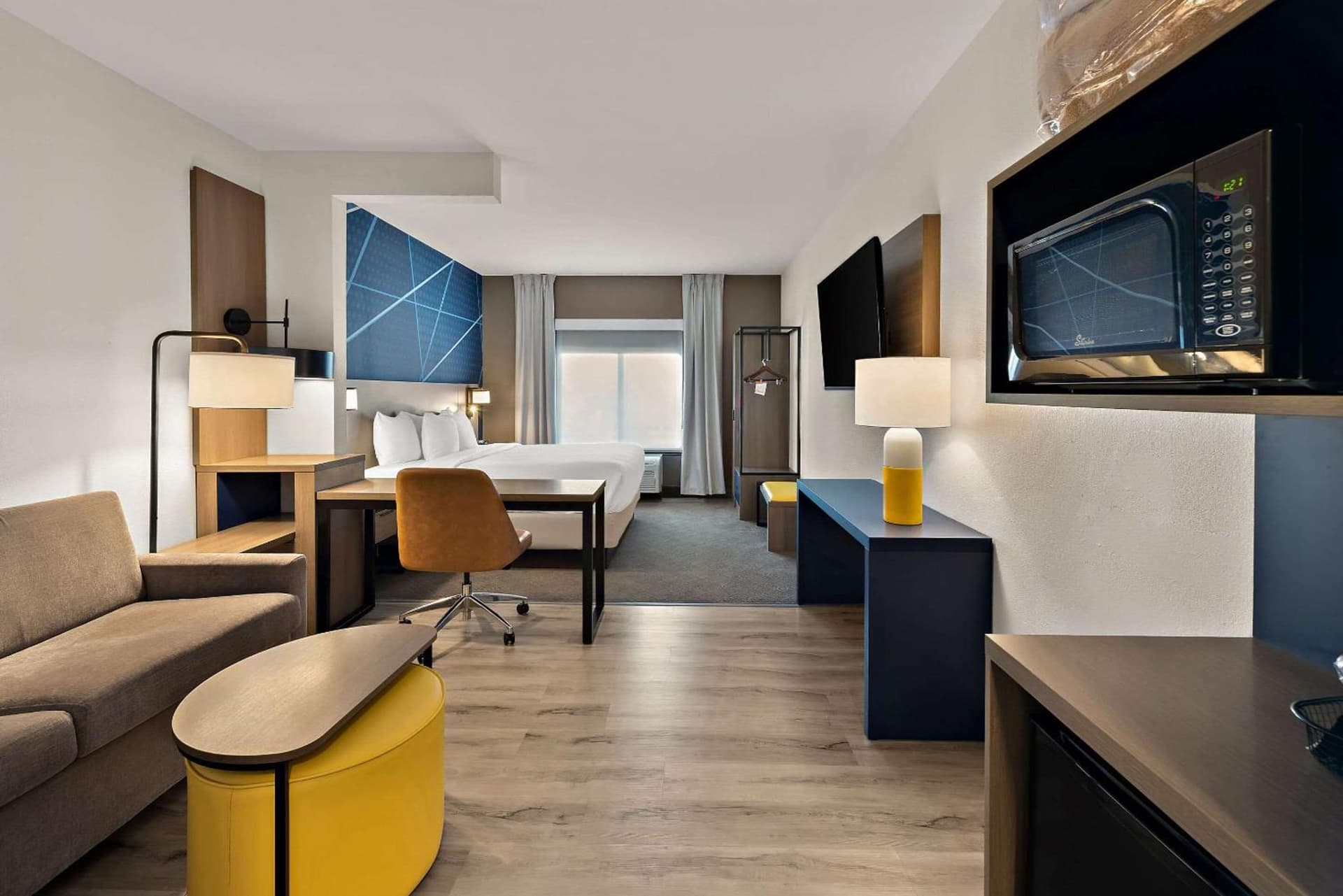 Comfort Suites Columbus East Broad