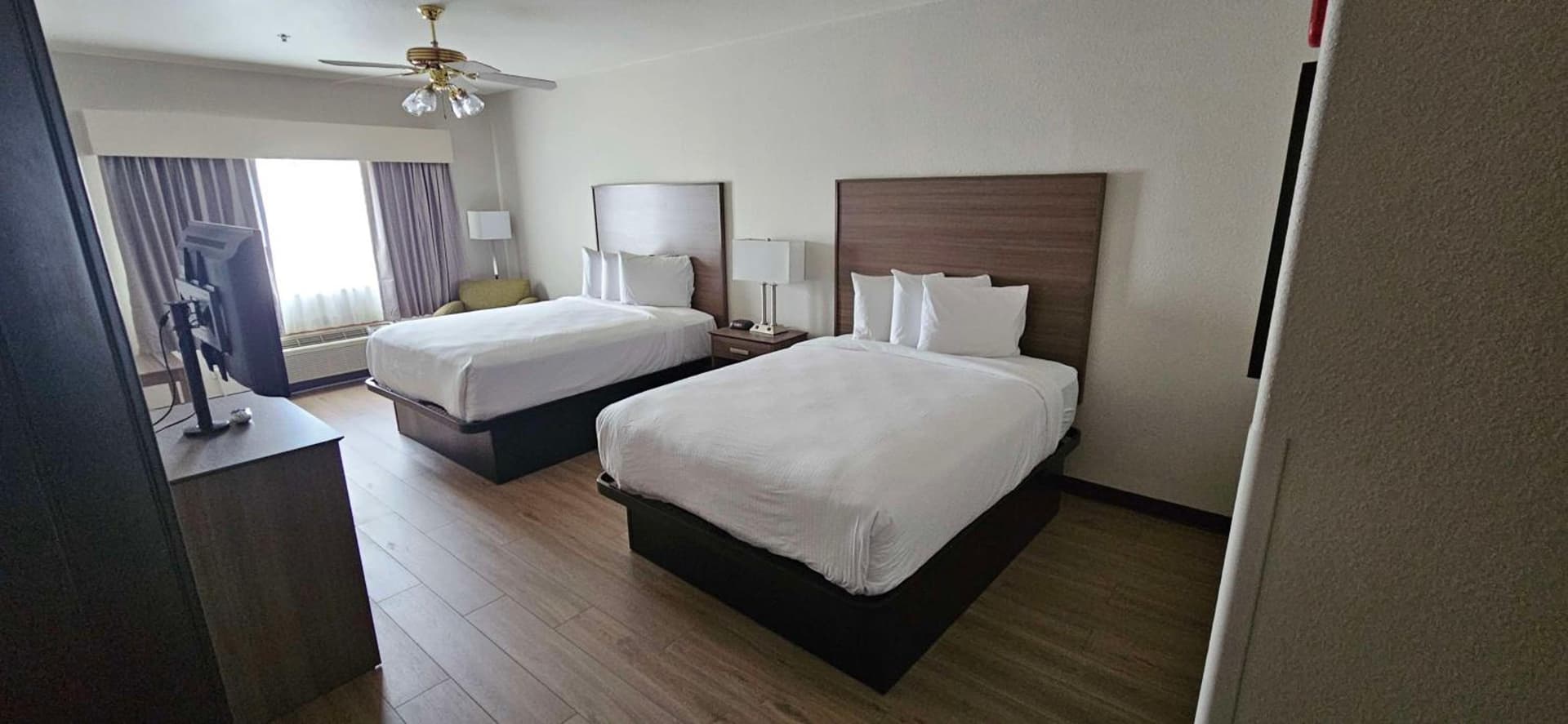 Best Western Firestone Inn & Suites