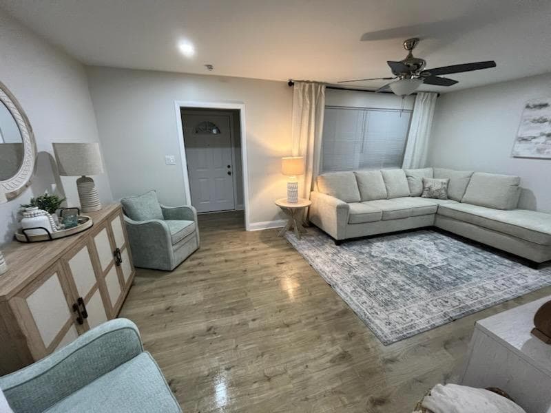 Charming Springboro house near historic downtown
