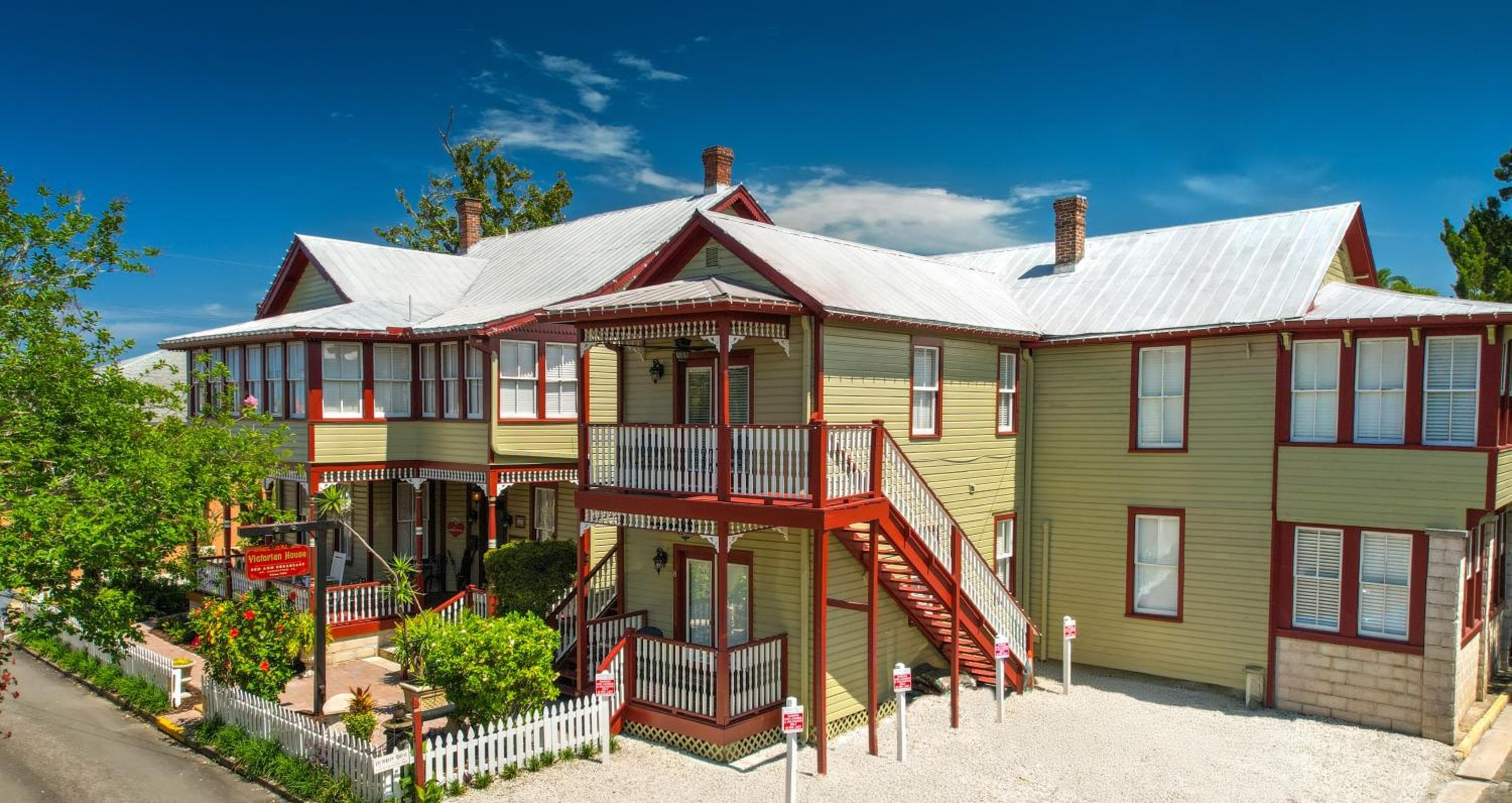 Victorian House Bed and Breakfast