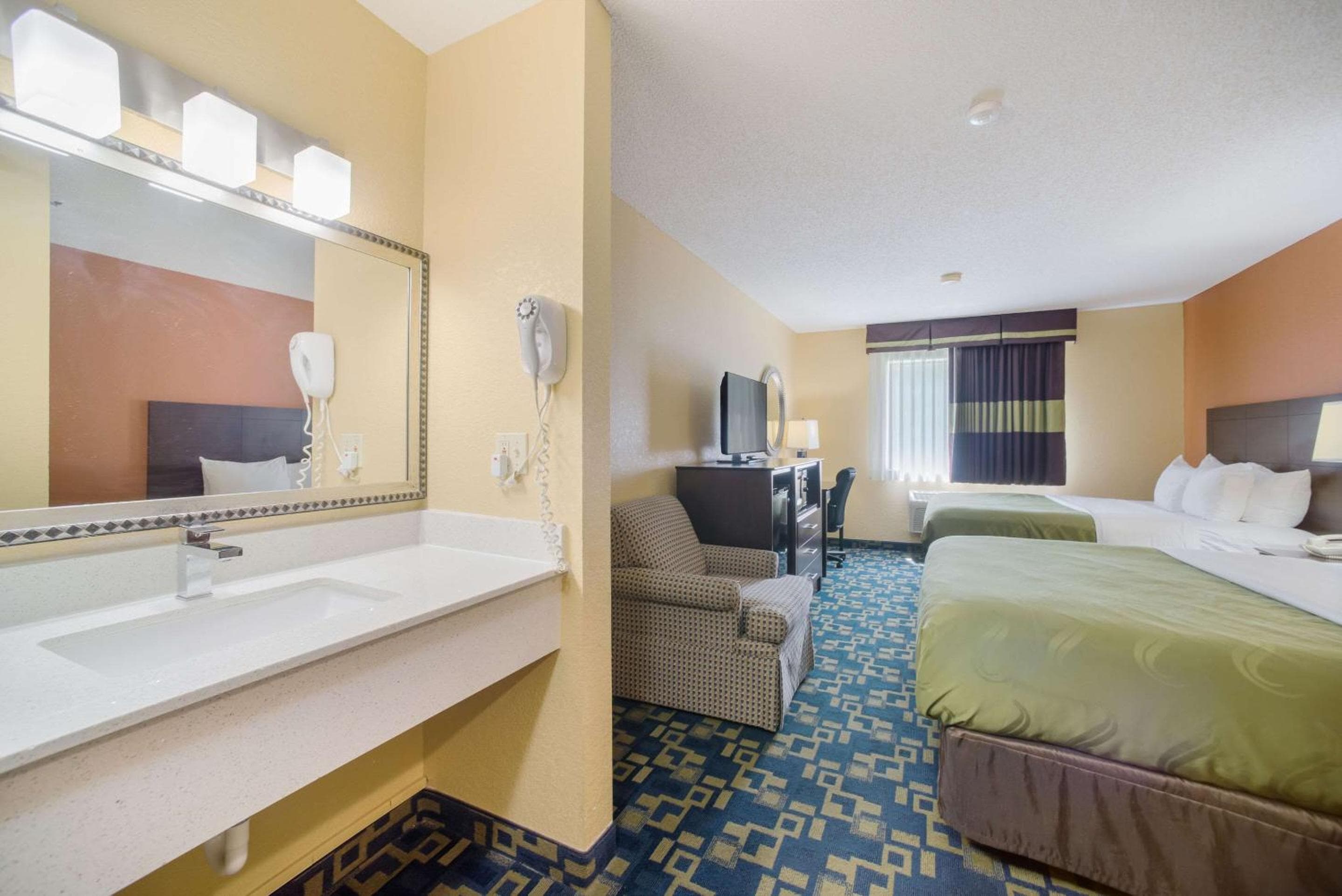 Quality Inn O'Fallon IL - St Louis - Shiloh