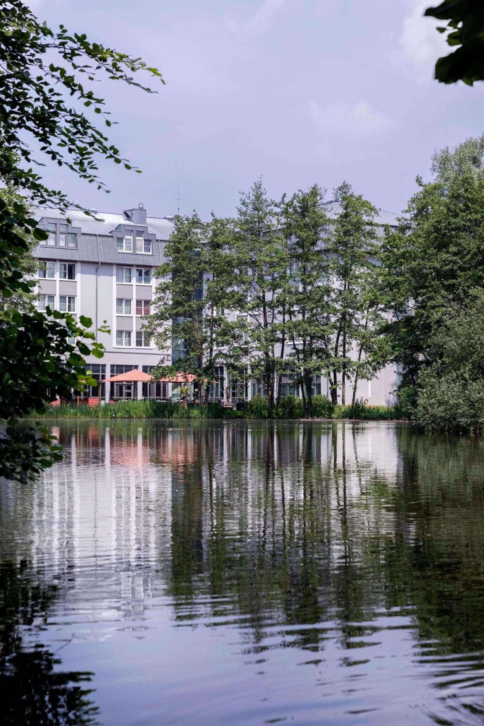 B&B HOTEL Krefeld-Süd