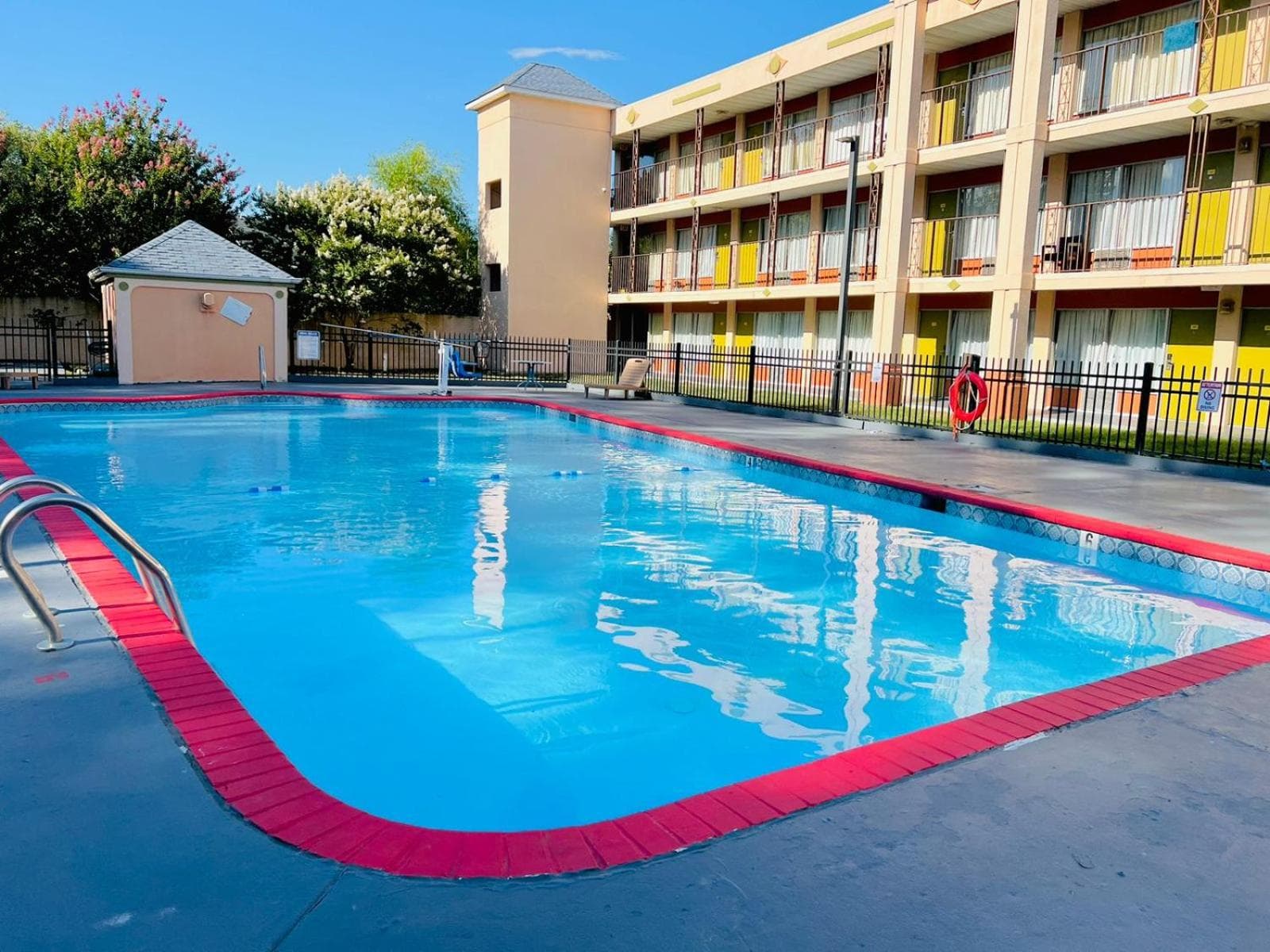 Ashland Studio Inn Richmond North near Kings Dominion -Listing Partner