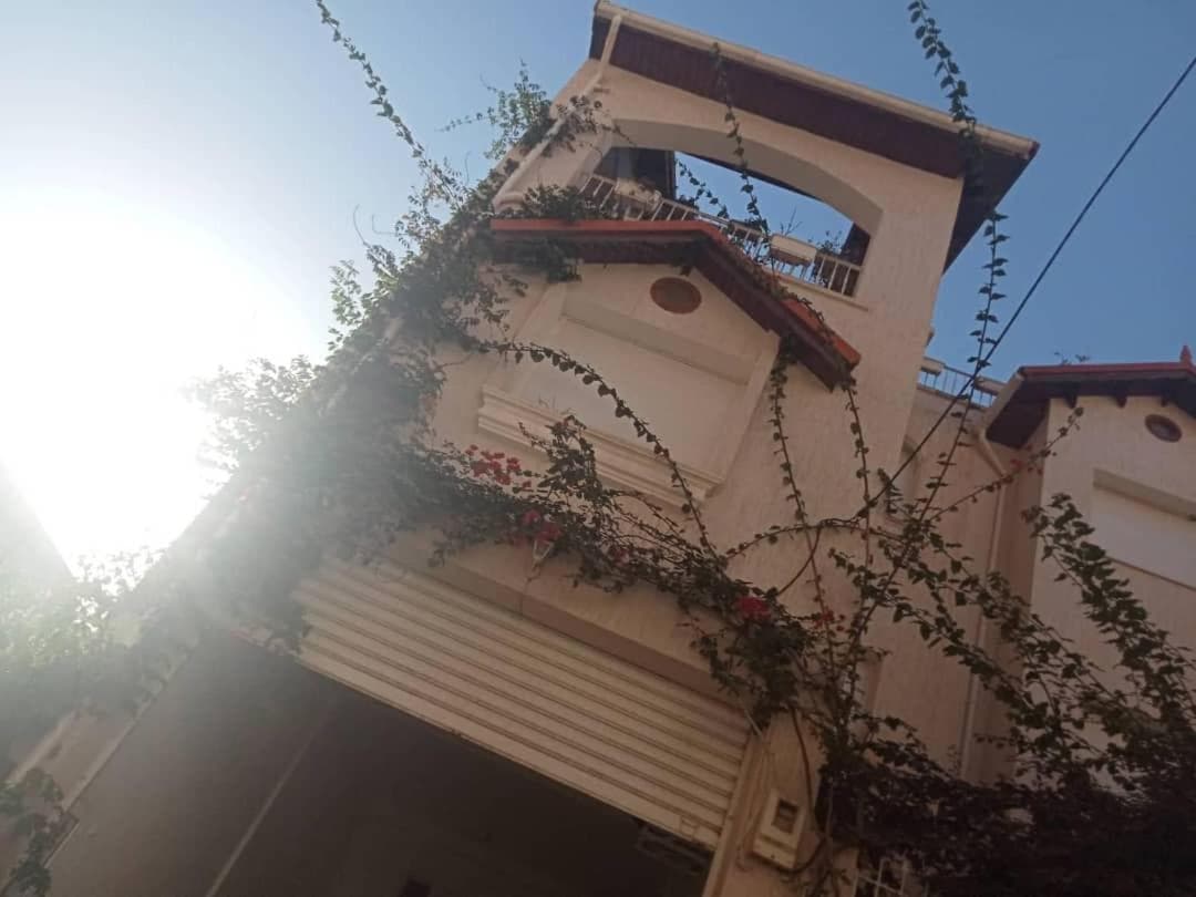 Villa 10pers avec piscine sur Alger