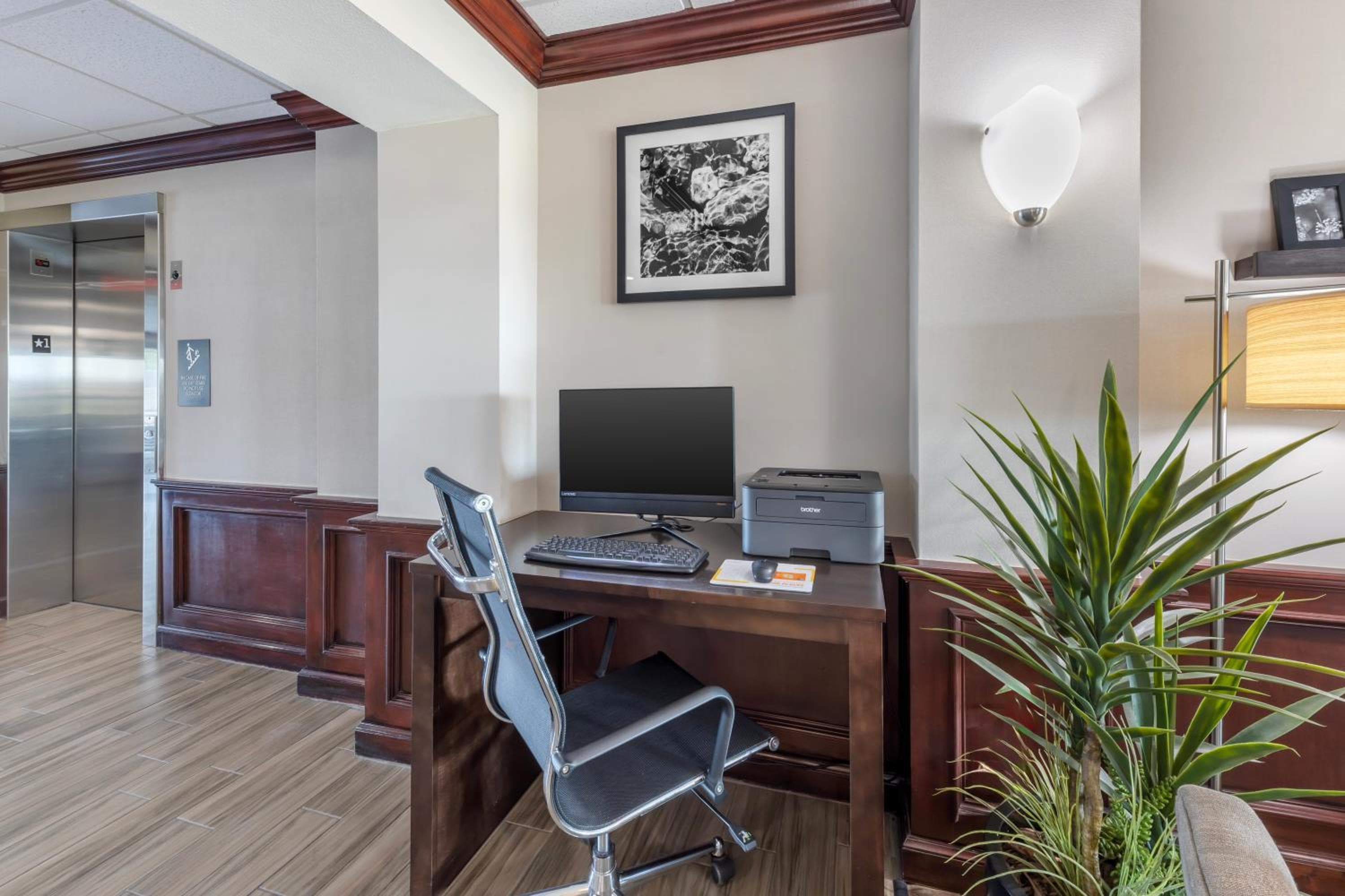 Garner Hotel Norman - University Area by IHG
