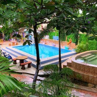 Malapascua Divergems Hostel and Diving Center