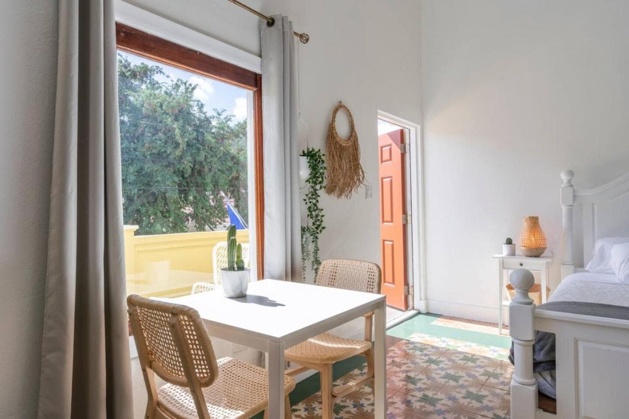 Maison Rouge - Room 2